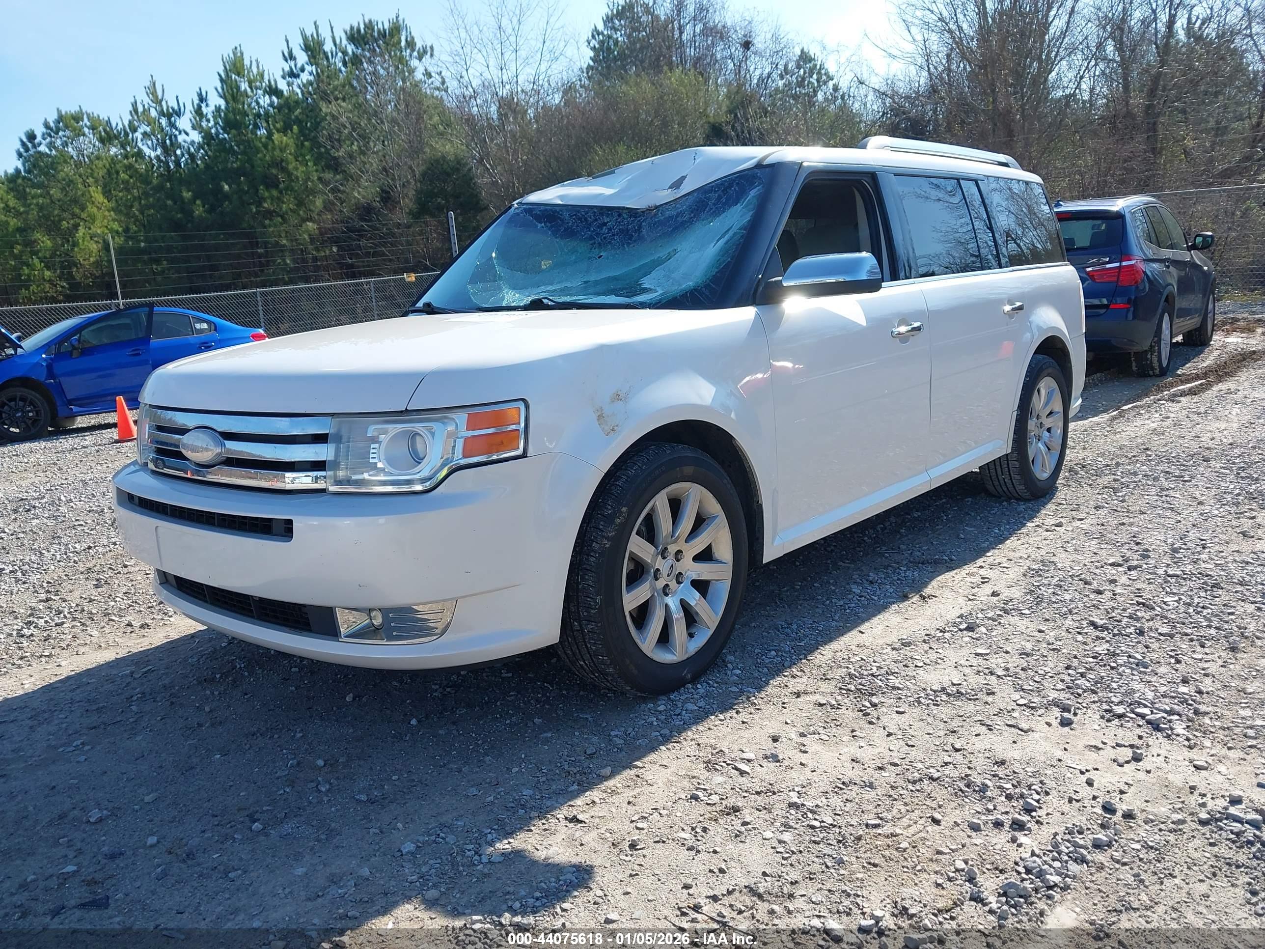 FORD FLEX image 2