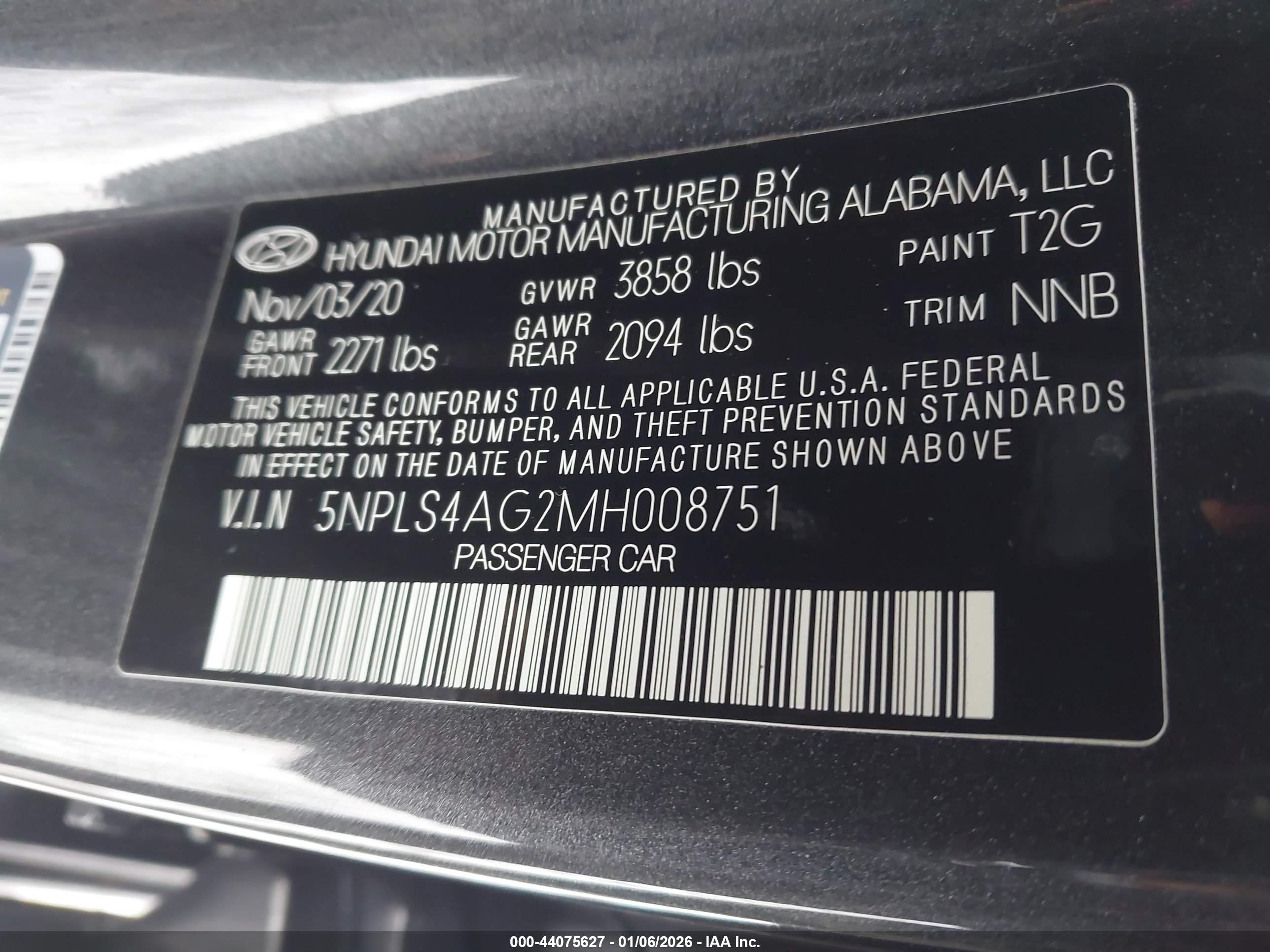 HYUNDAI ELANTRA image 9