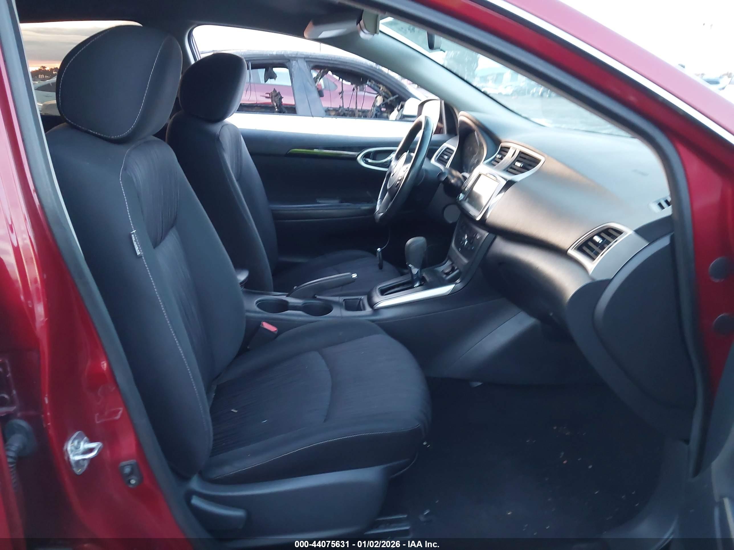 NISSAN SENTRA image 5