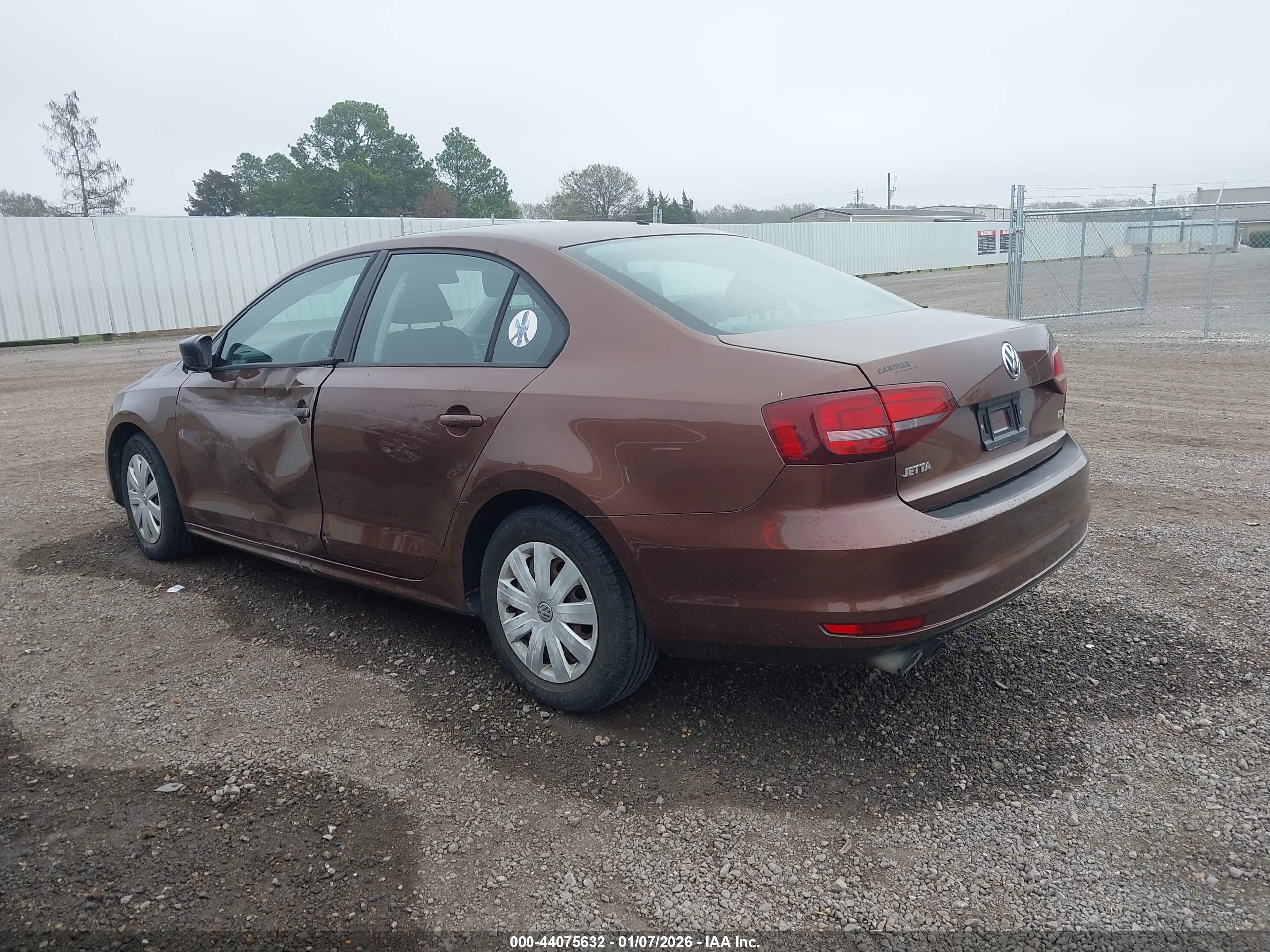 VOLKSWAGEN JETTA image 3