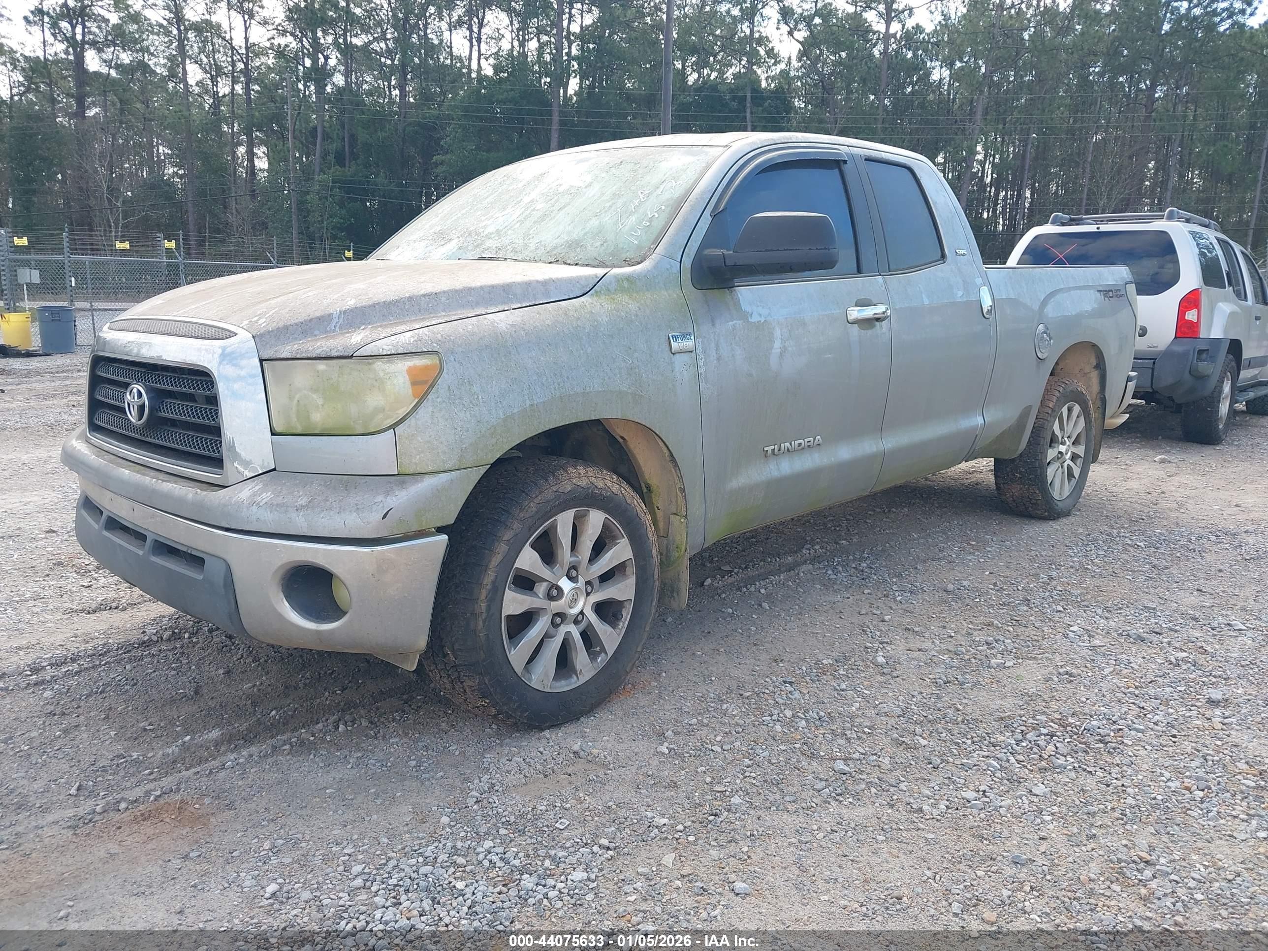 TOYOTA TUNDRA image 2