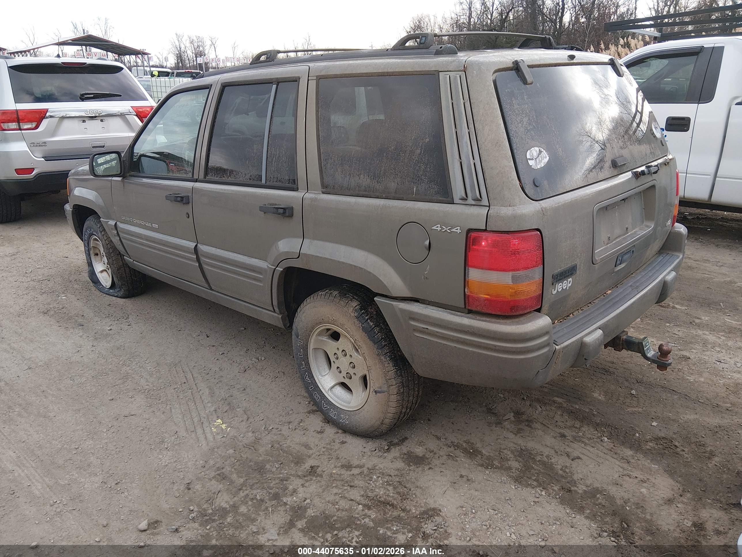 JEEP GRAND image 3
