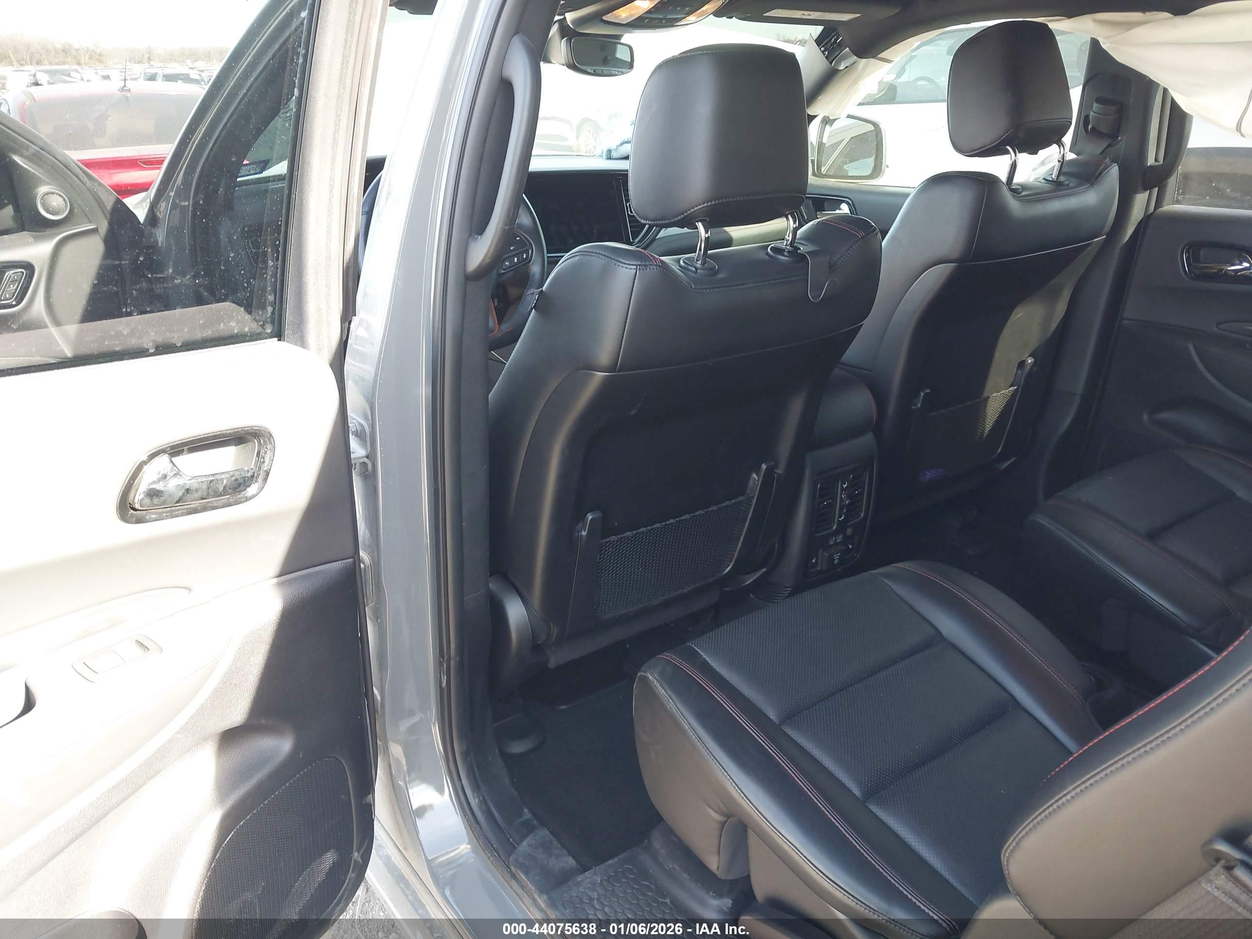 DODGE DURANGO image 8