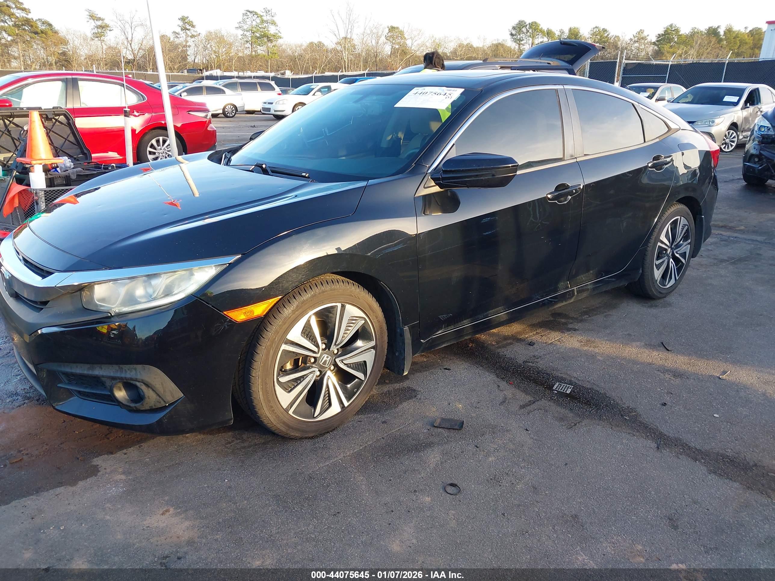 HONDA CIVIC image 2