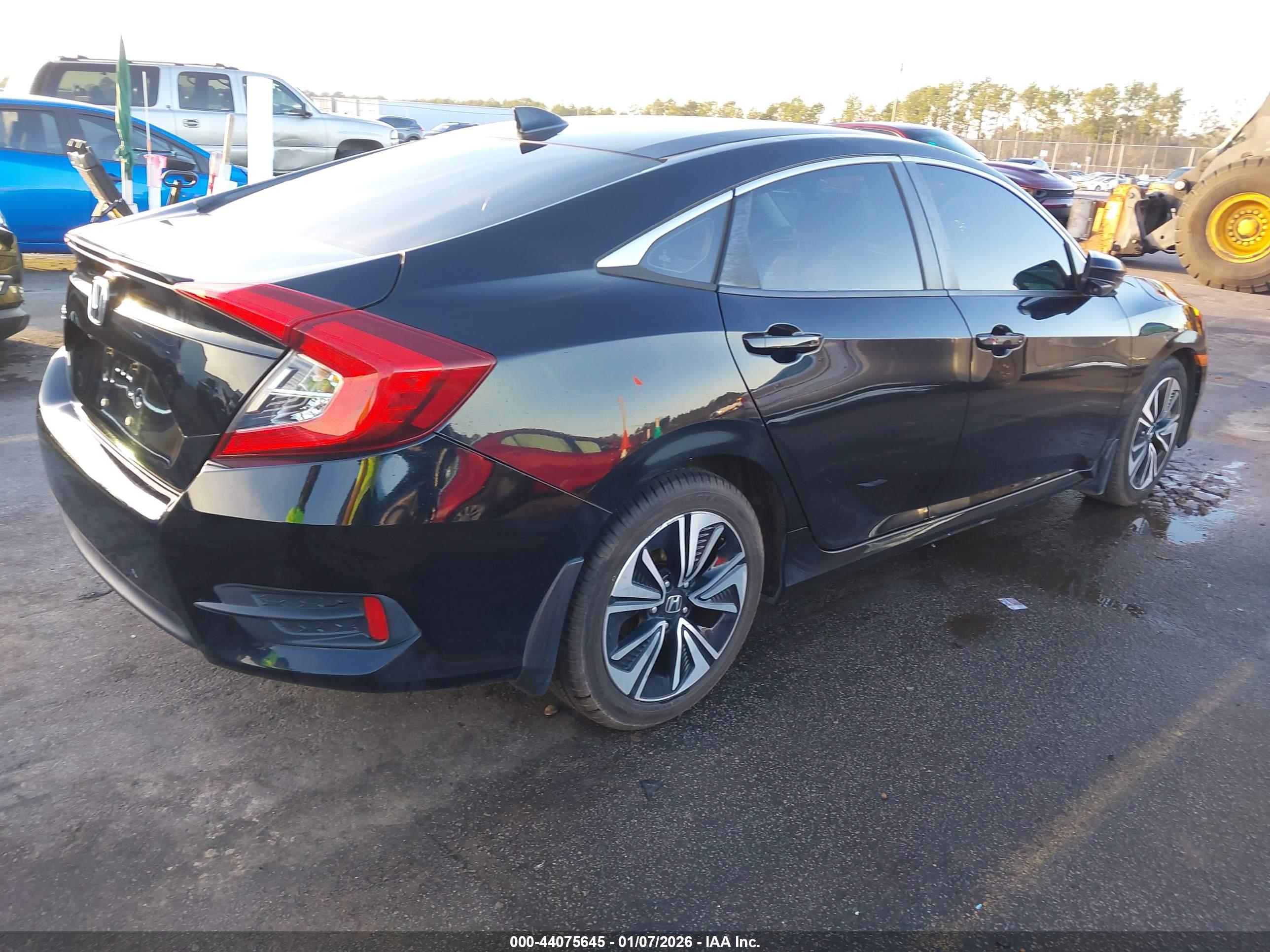 HONDA CIVIC image 4