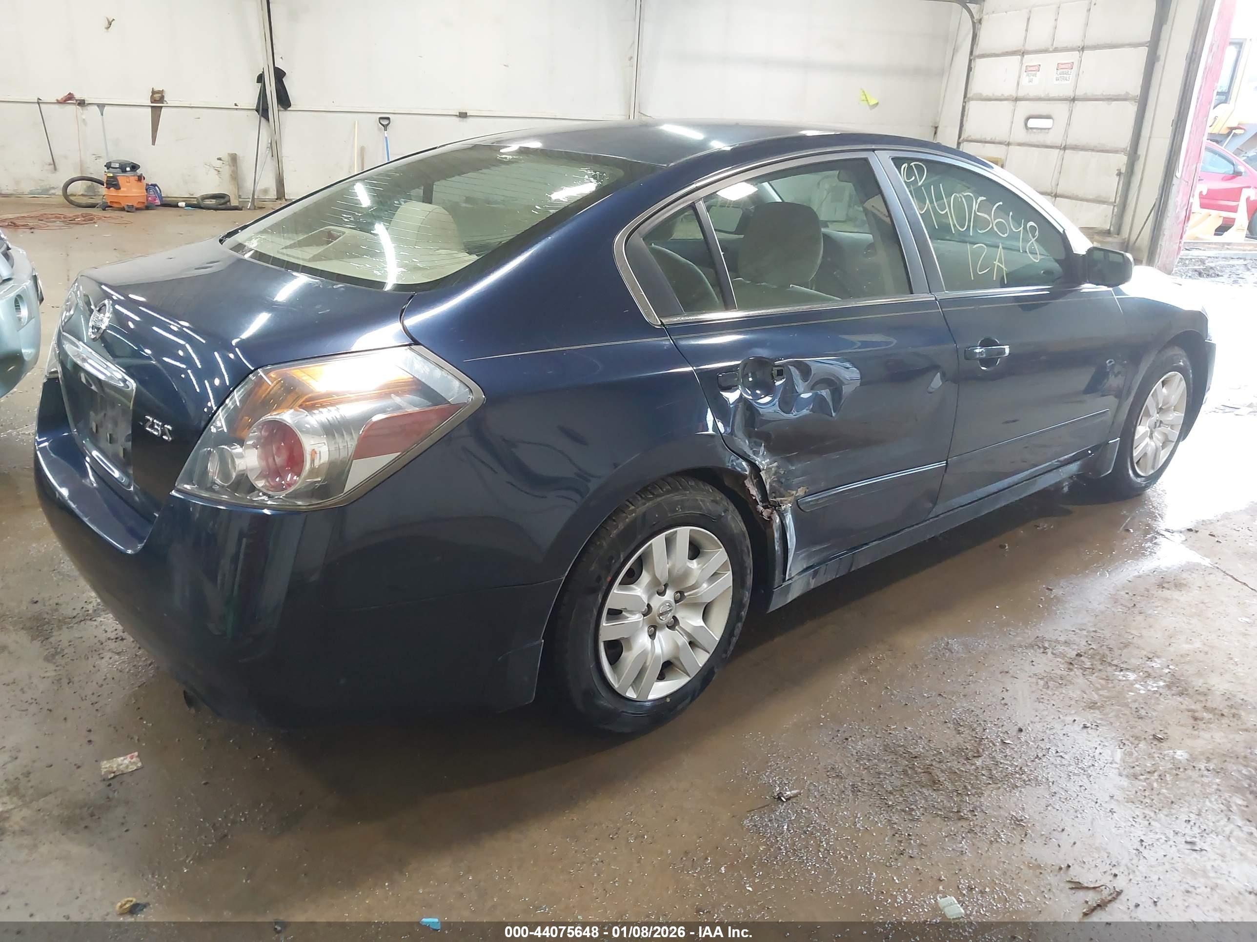 NISSAN ALTIMA image 4