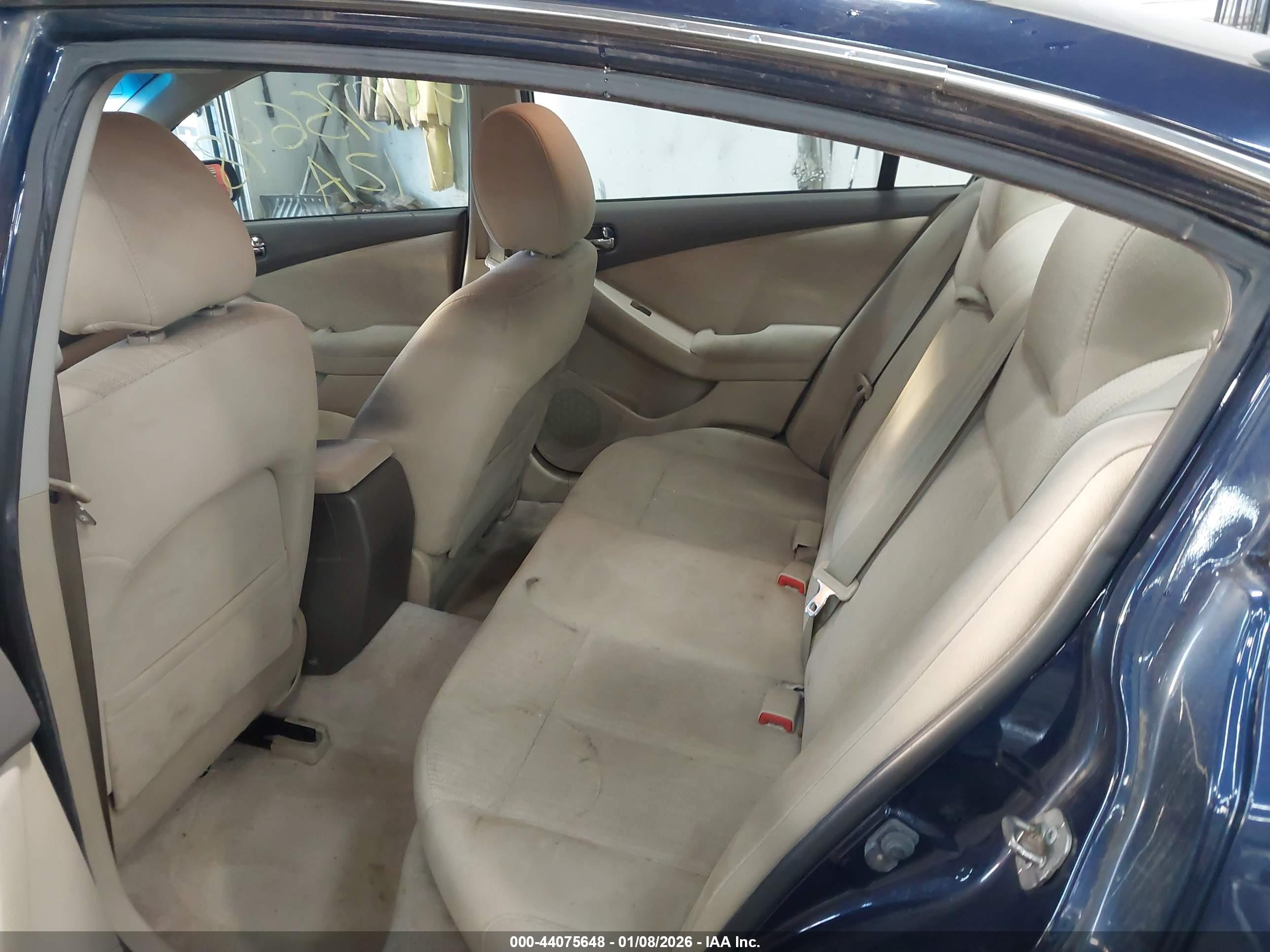 NISSAN ALTIMA image 8