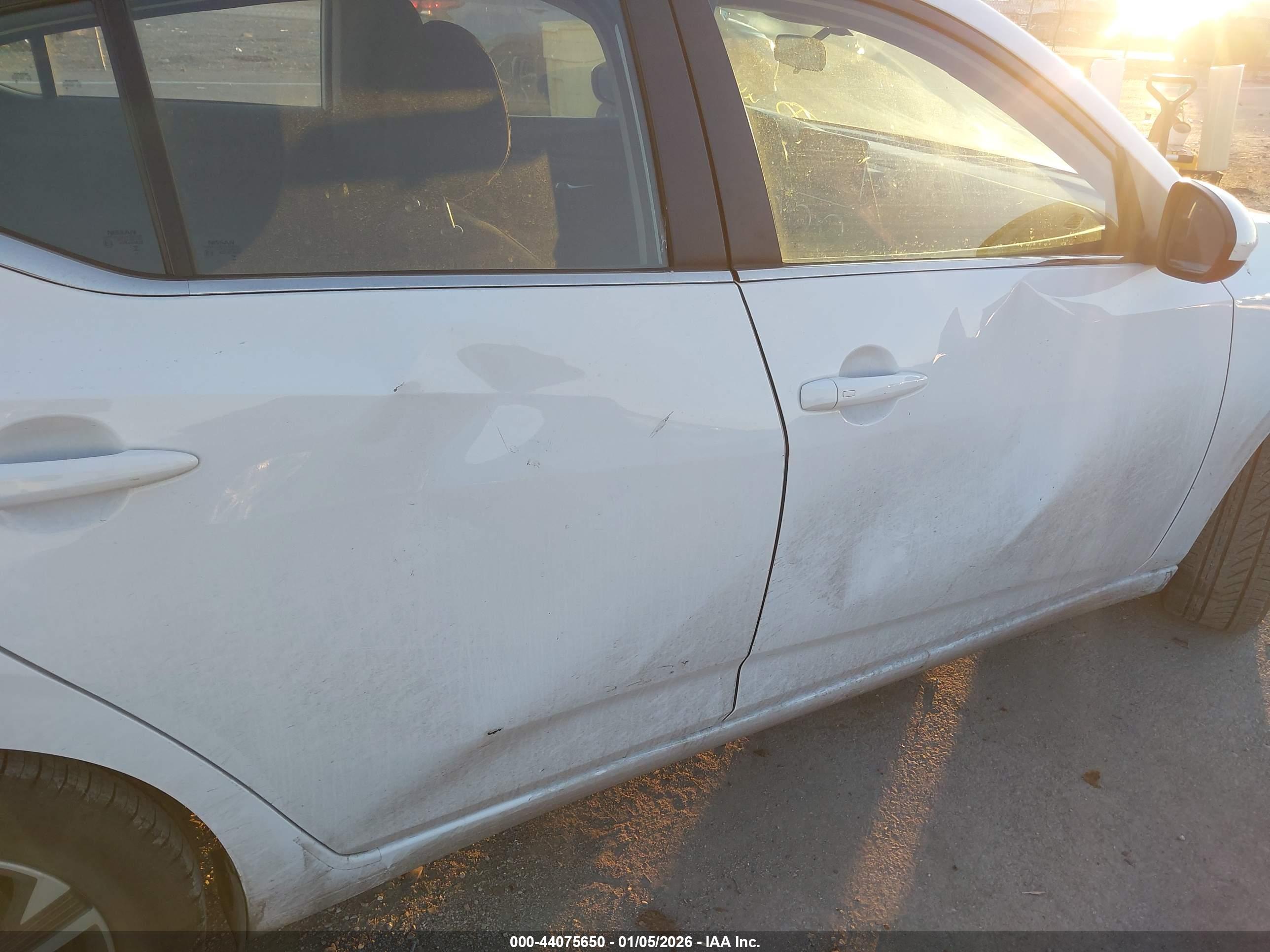NISSAN SENTRA image 6