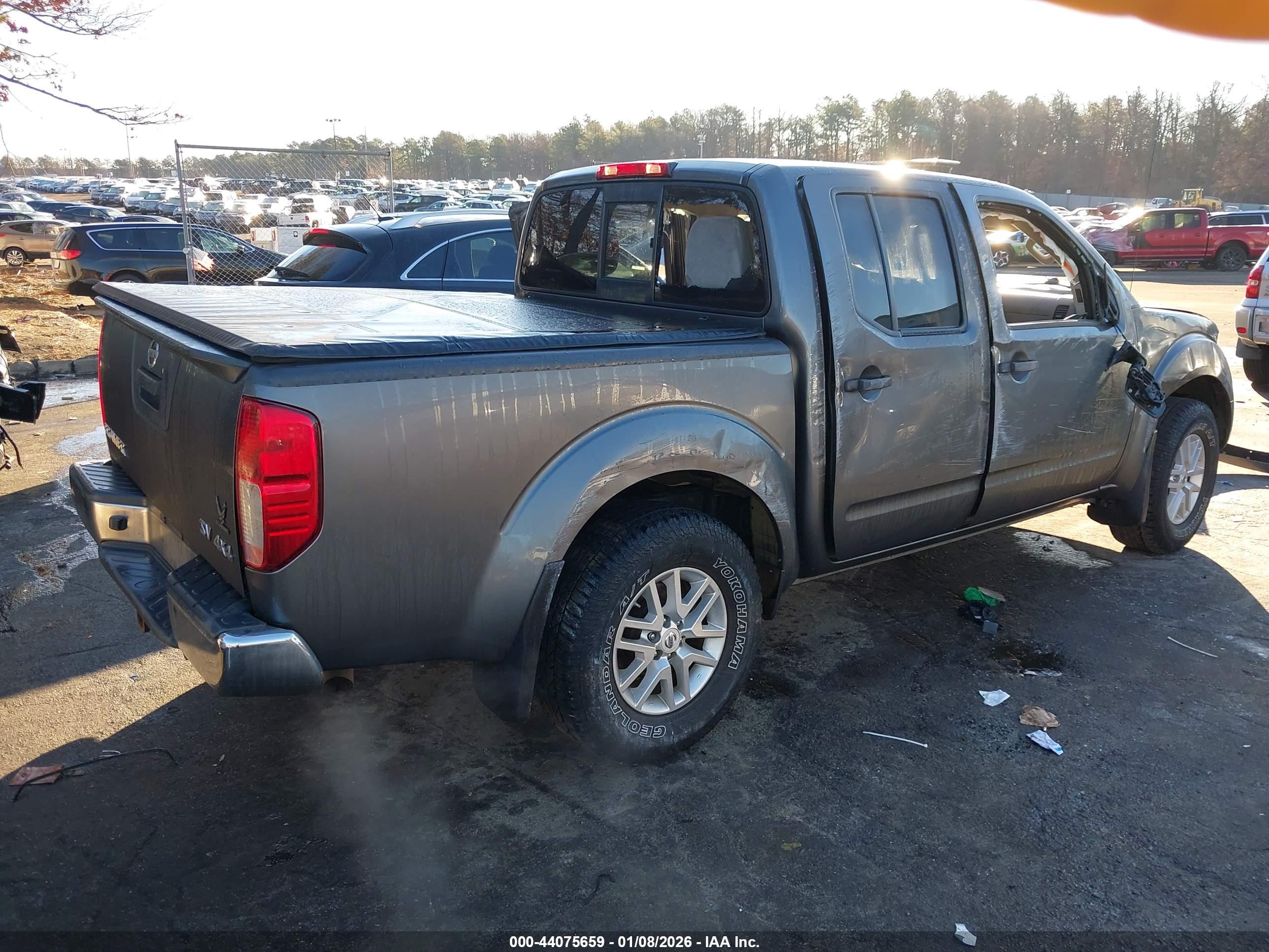 NISSAN FRONTIER image 4