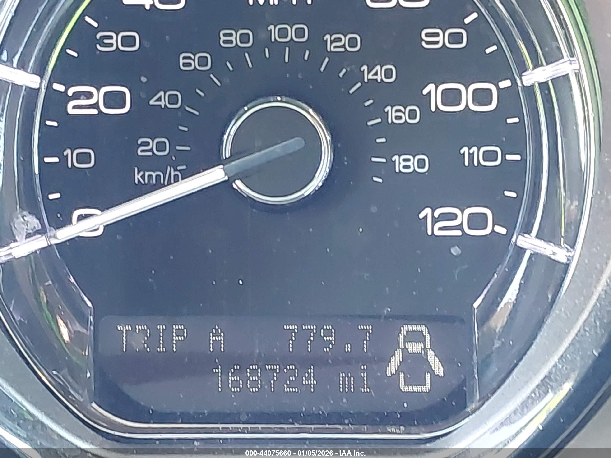 LINCOLN MKT image 7