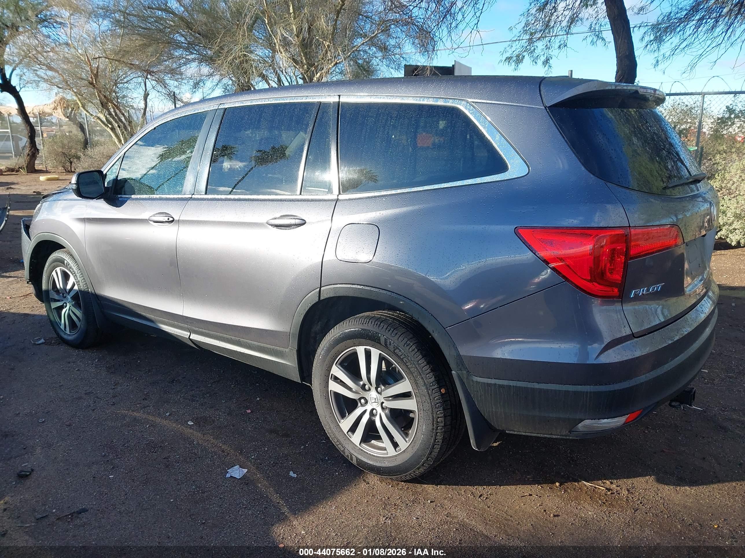 HONDA PILOT image 3