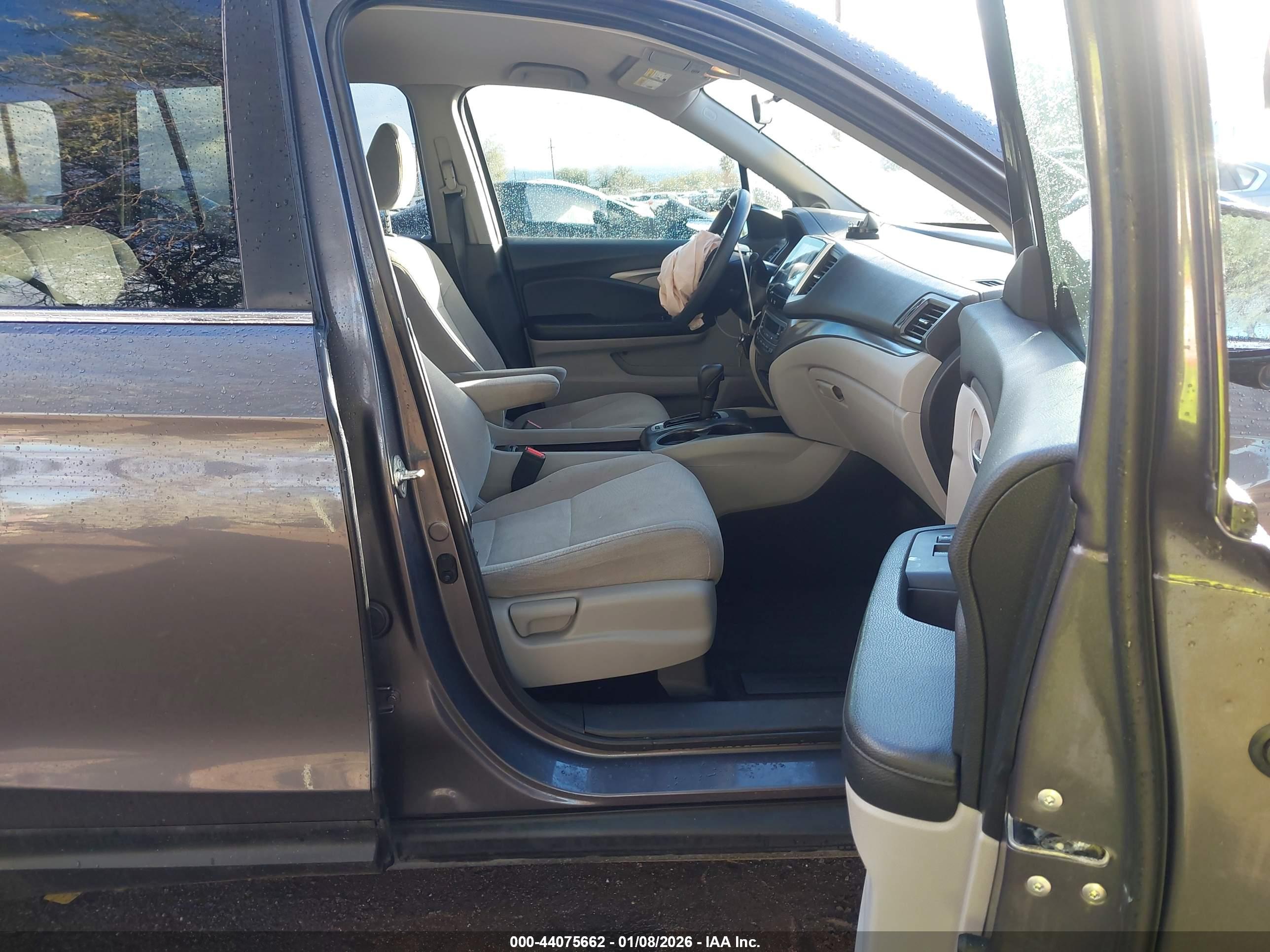 HONDA PILOT image 5