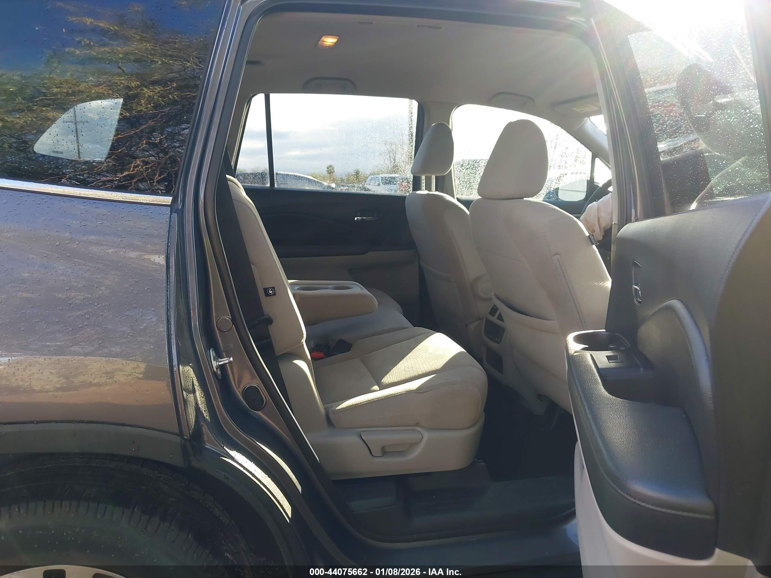 HONDA PILOT image 8