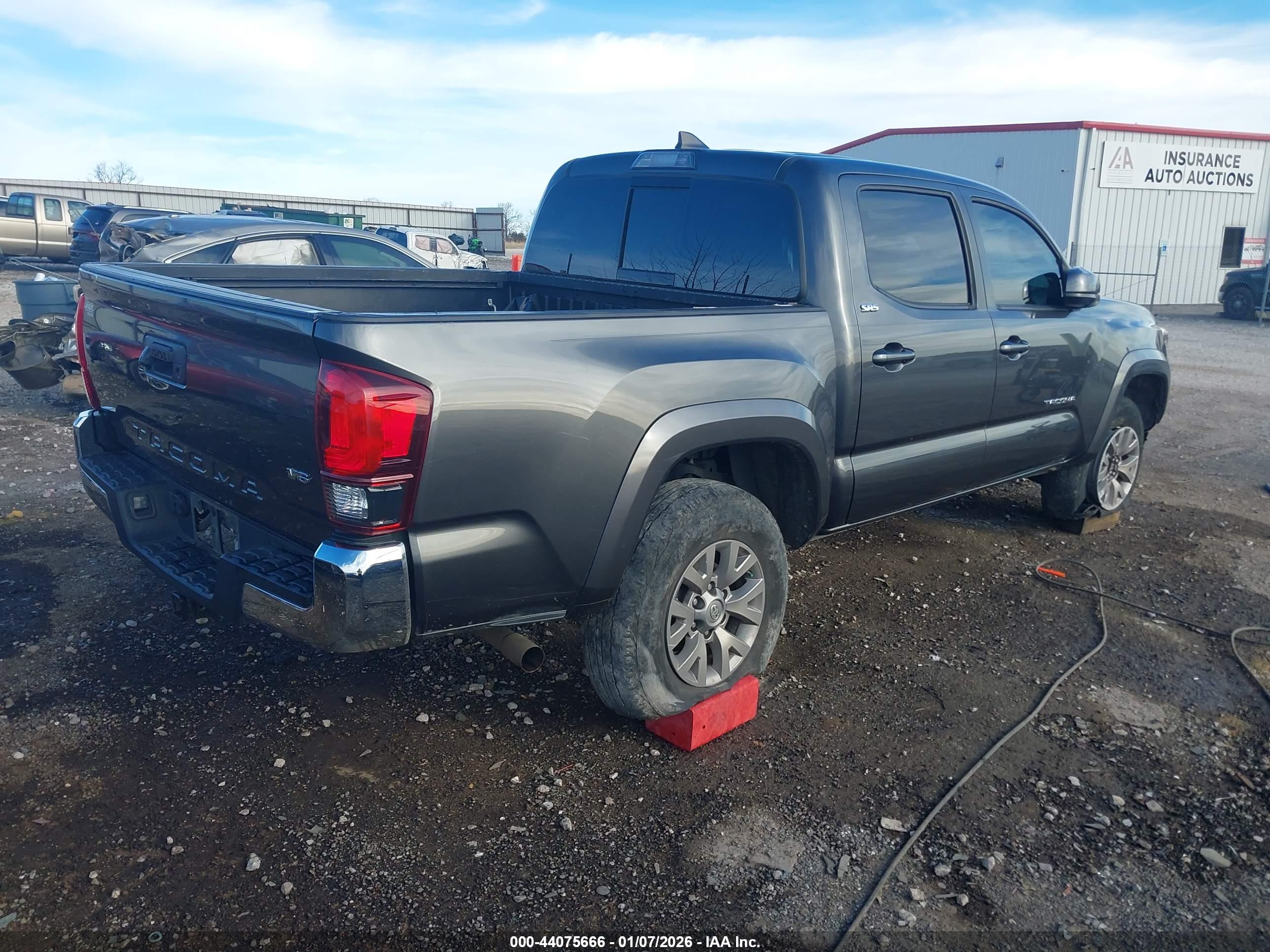 TOYOTA TACOMA image 4