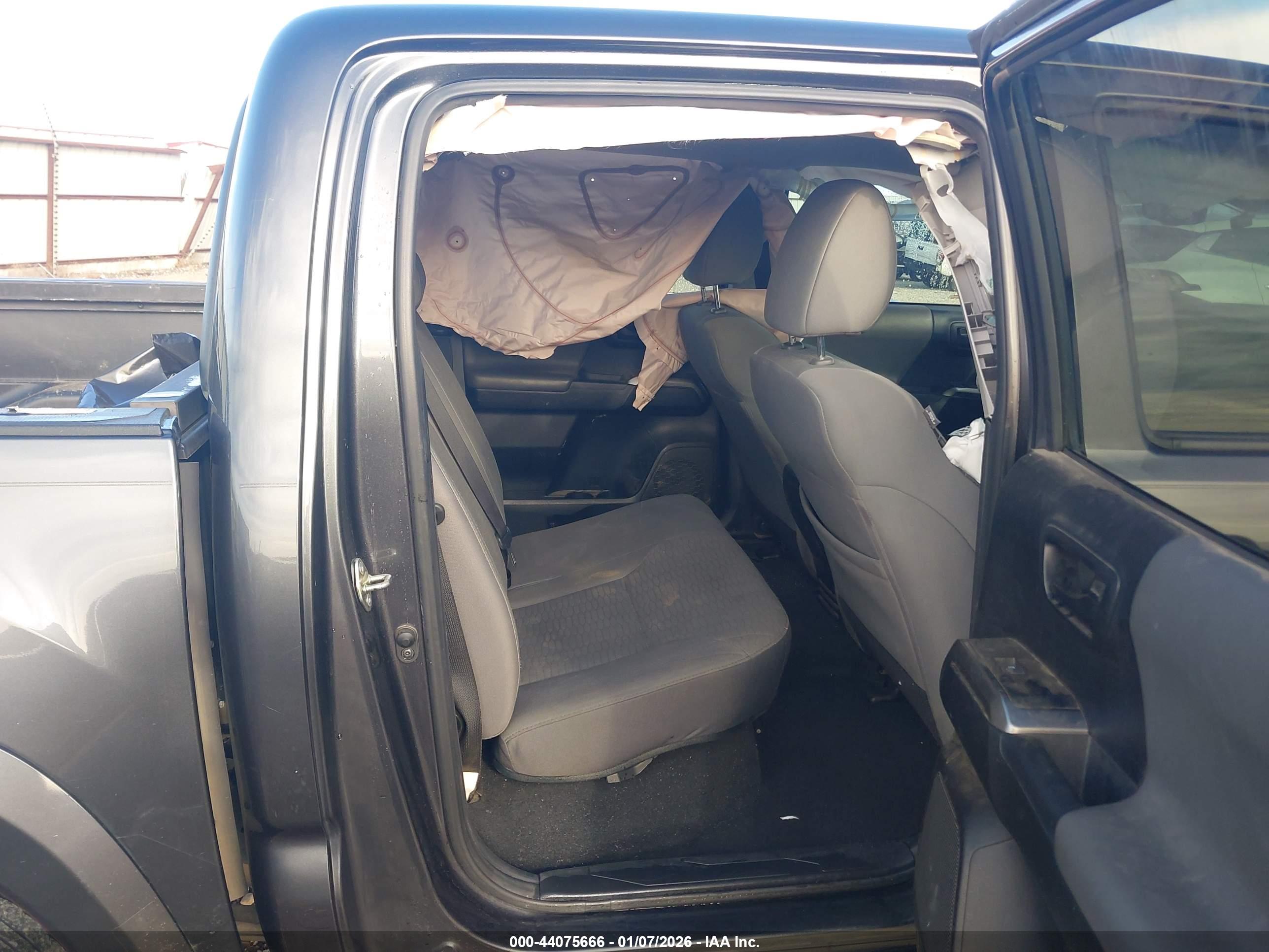 TOYOTA TACOMA image 8