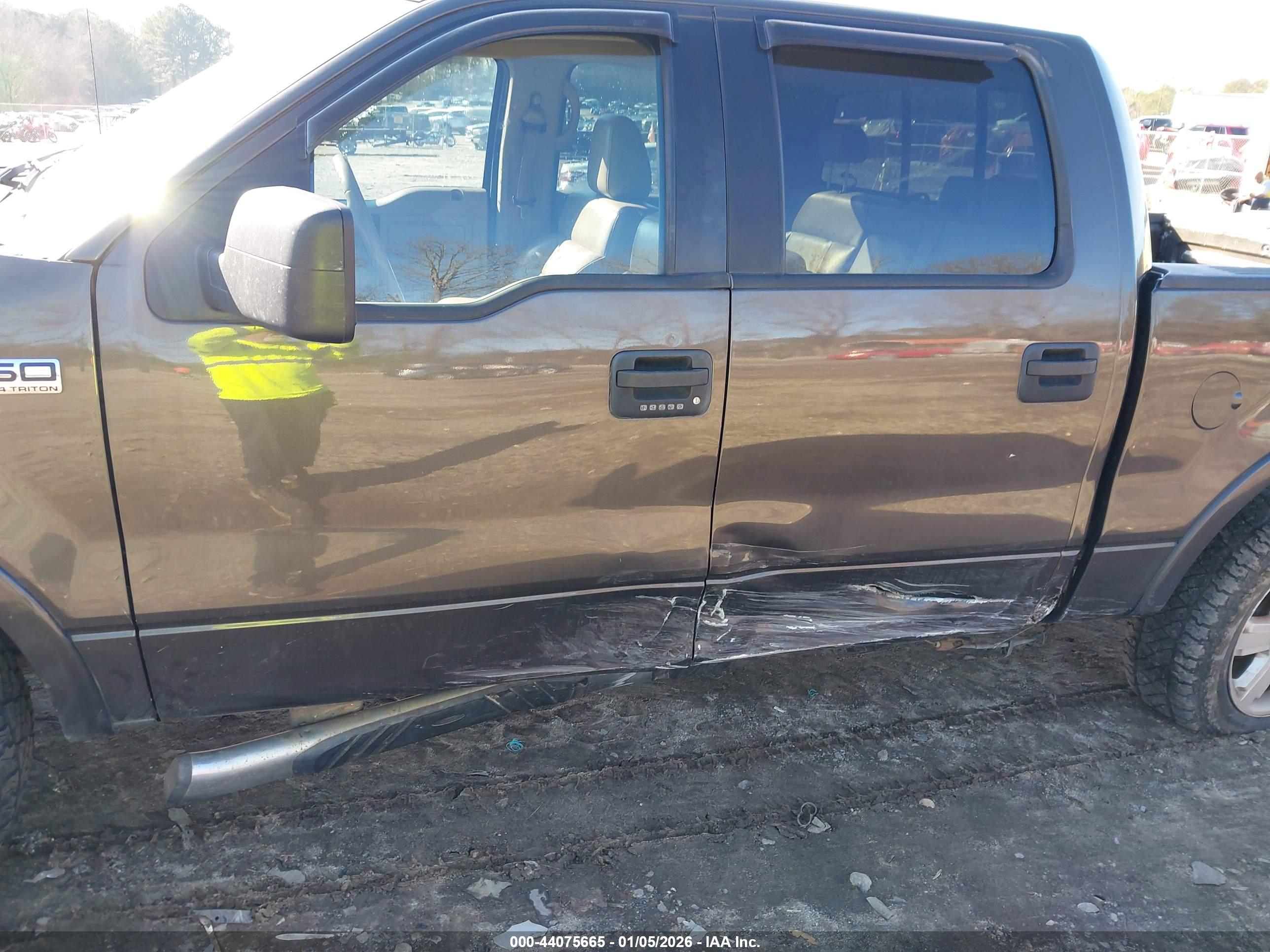 FORD F-150 image 6