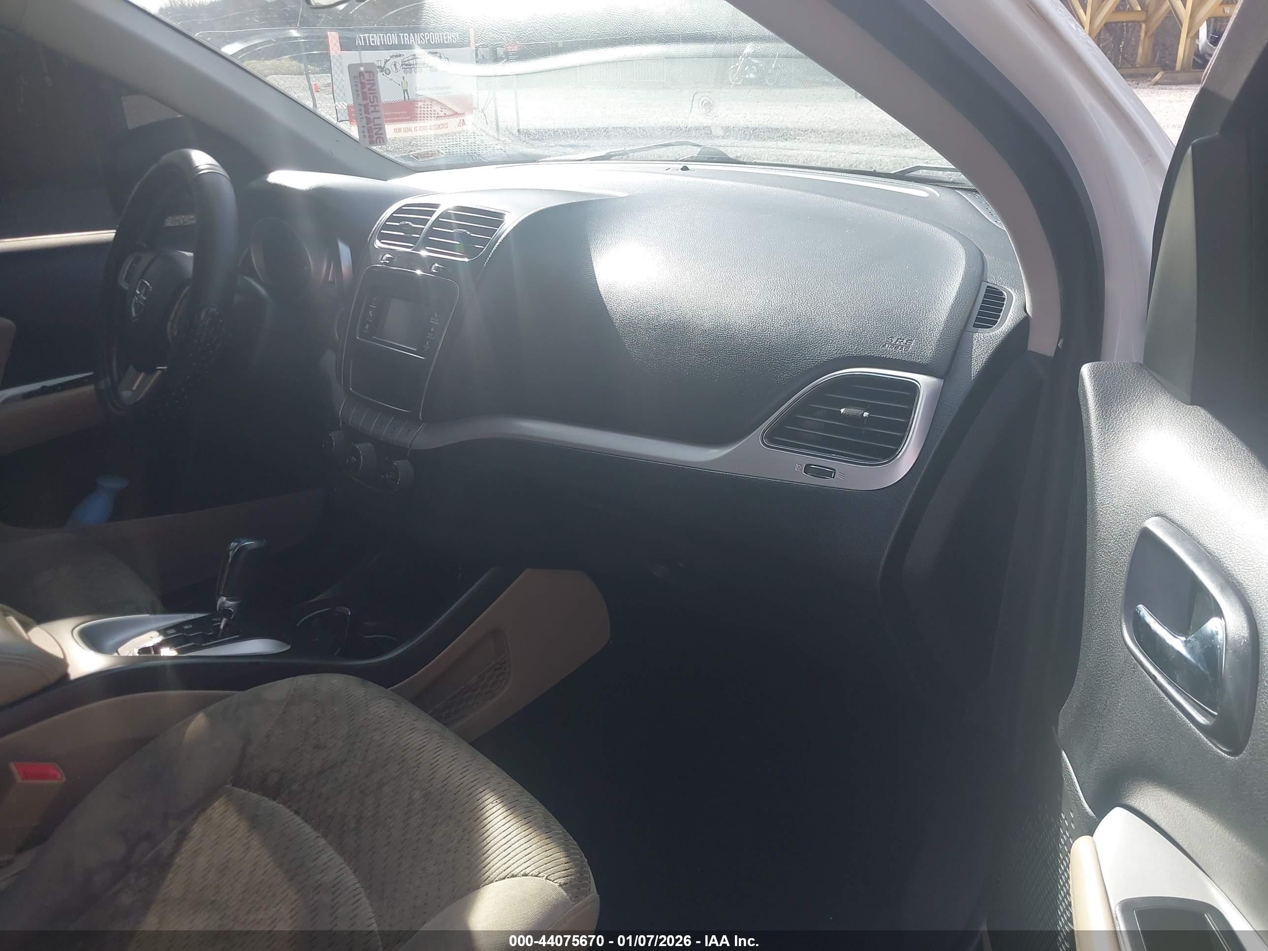 DODGE JOURNEY image 5
