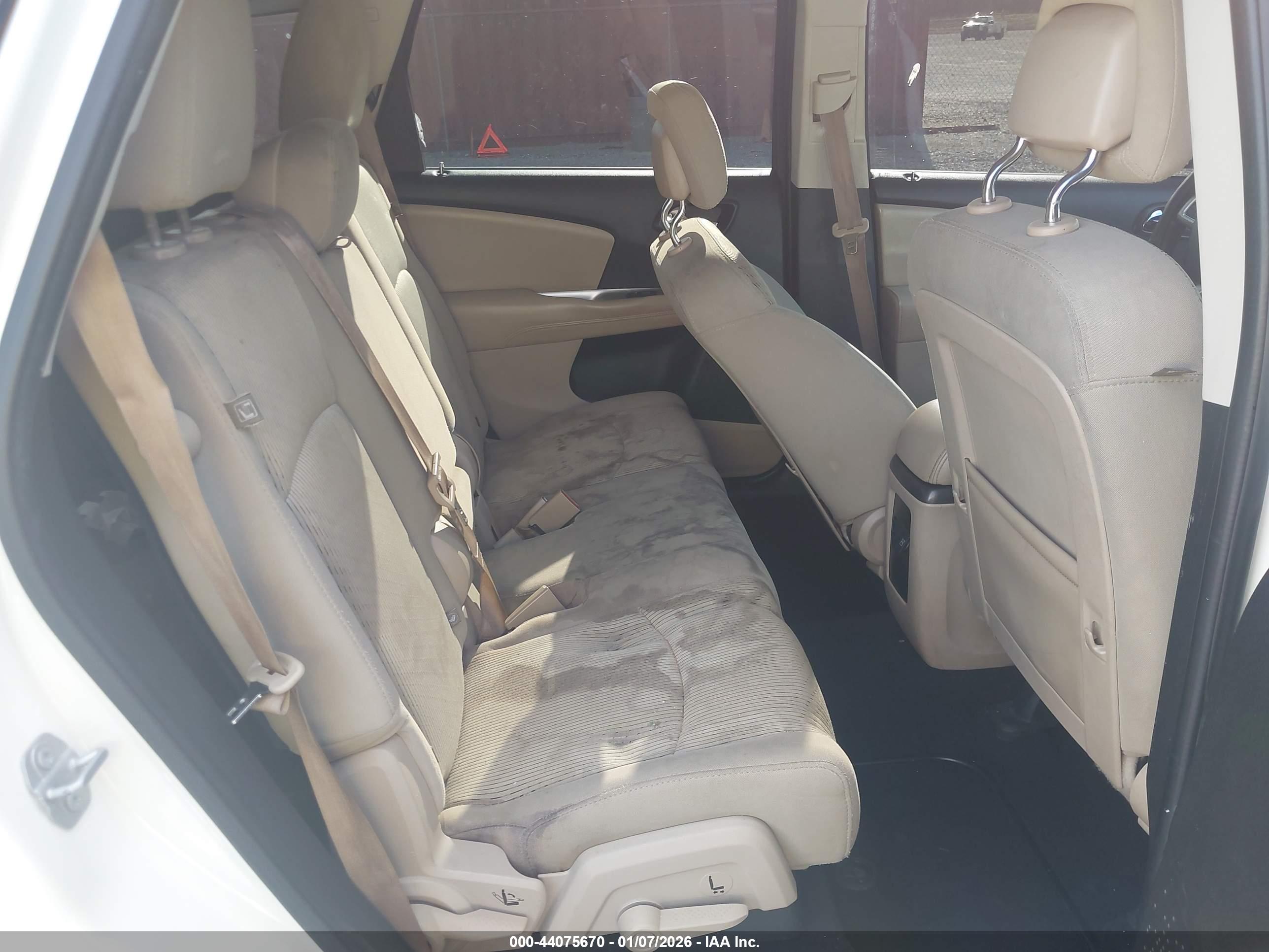 DODGE JOURNEY image 8
