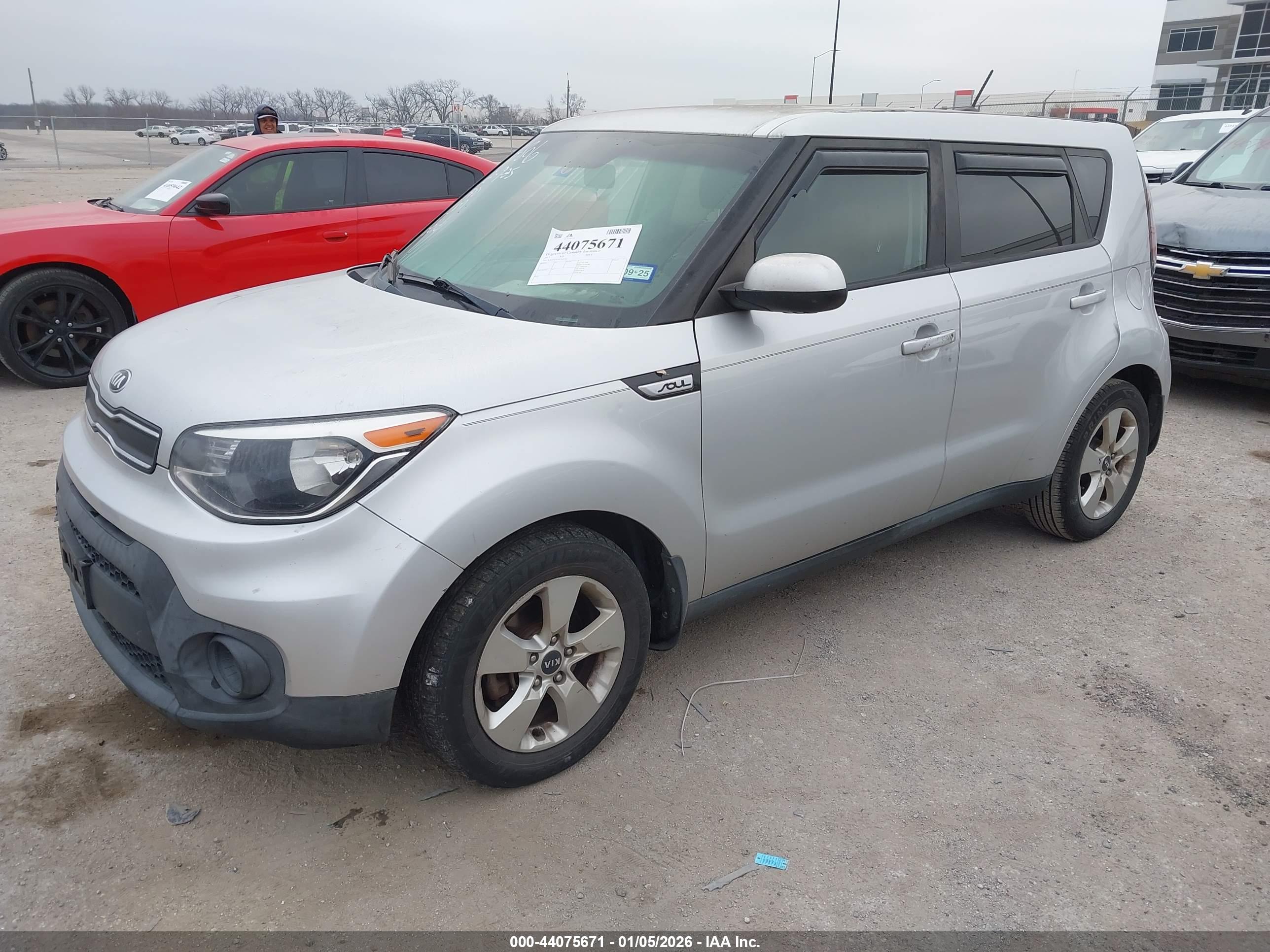 KIA SOUL image 2