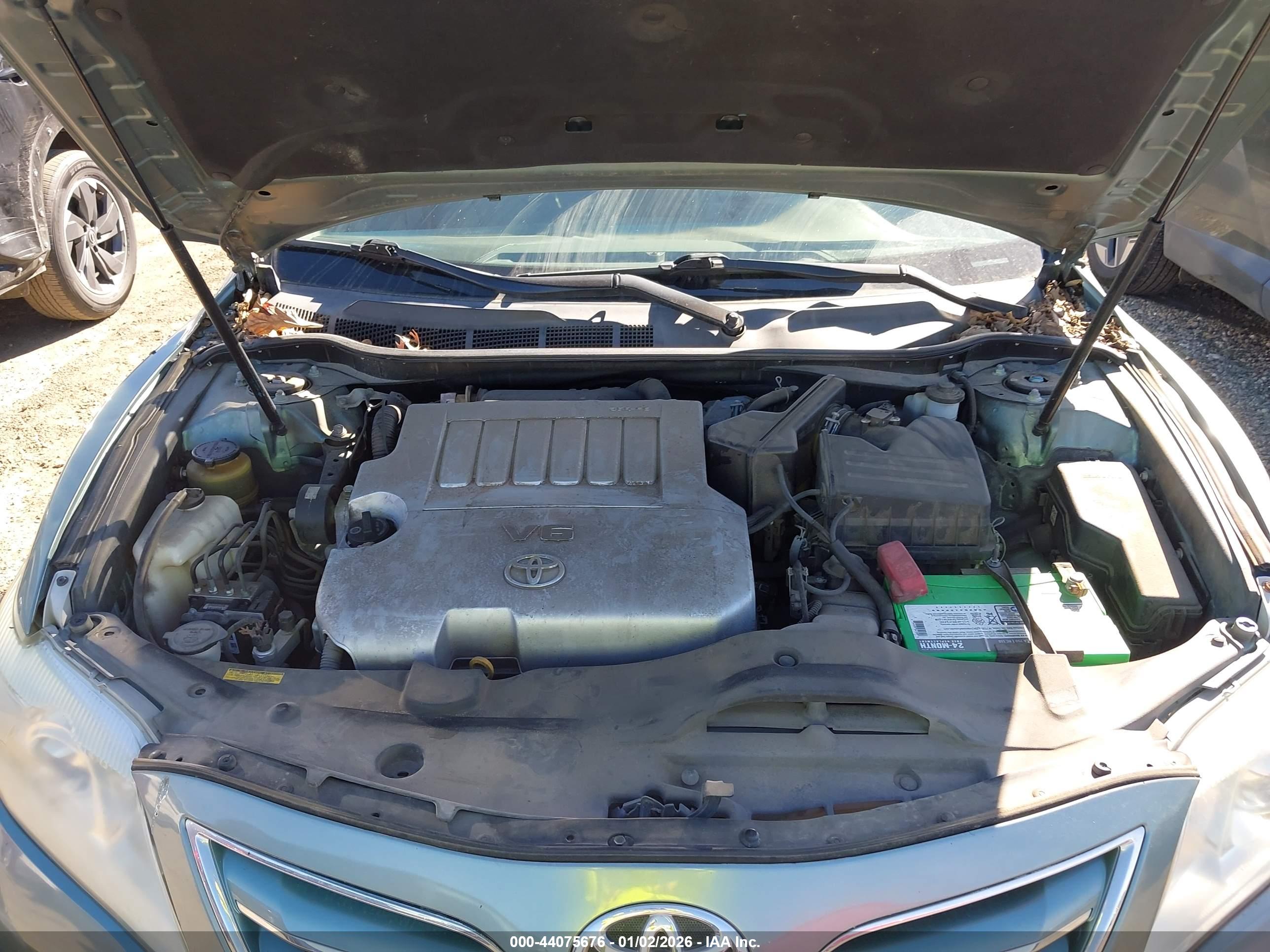 TOYOTA CAMRY image 10