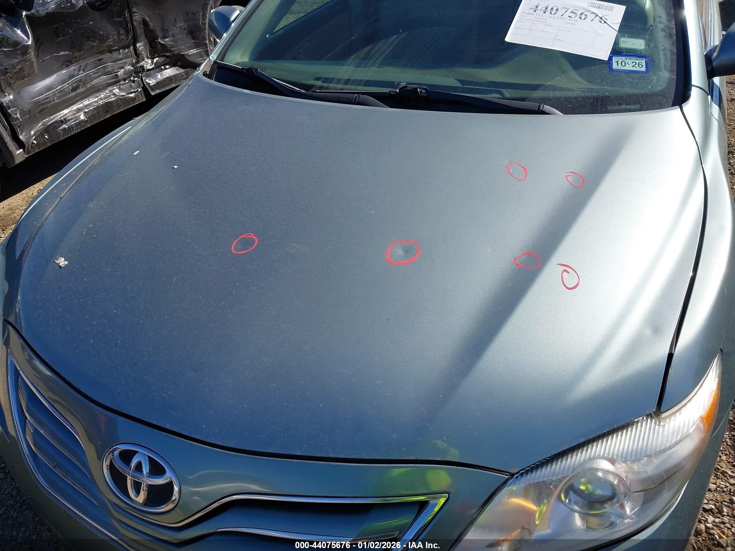 TOYOTA CAMRY image 6