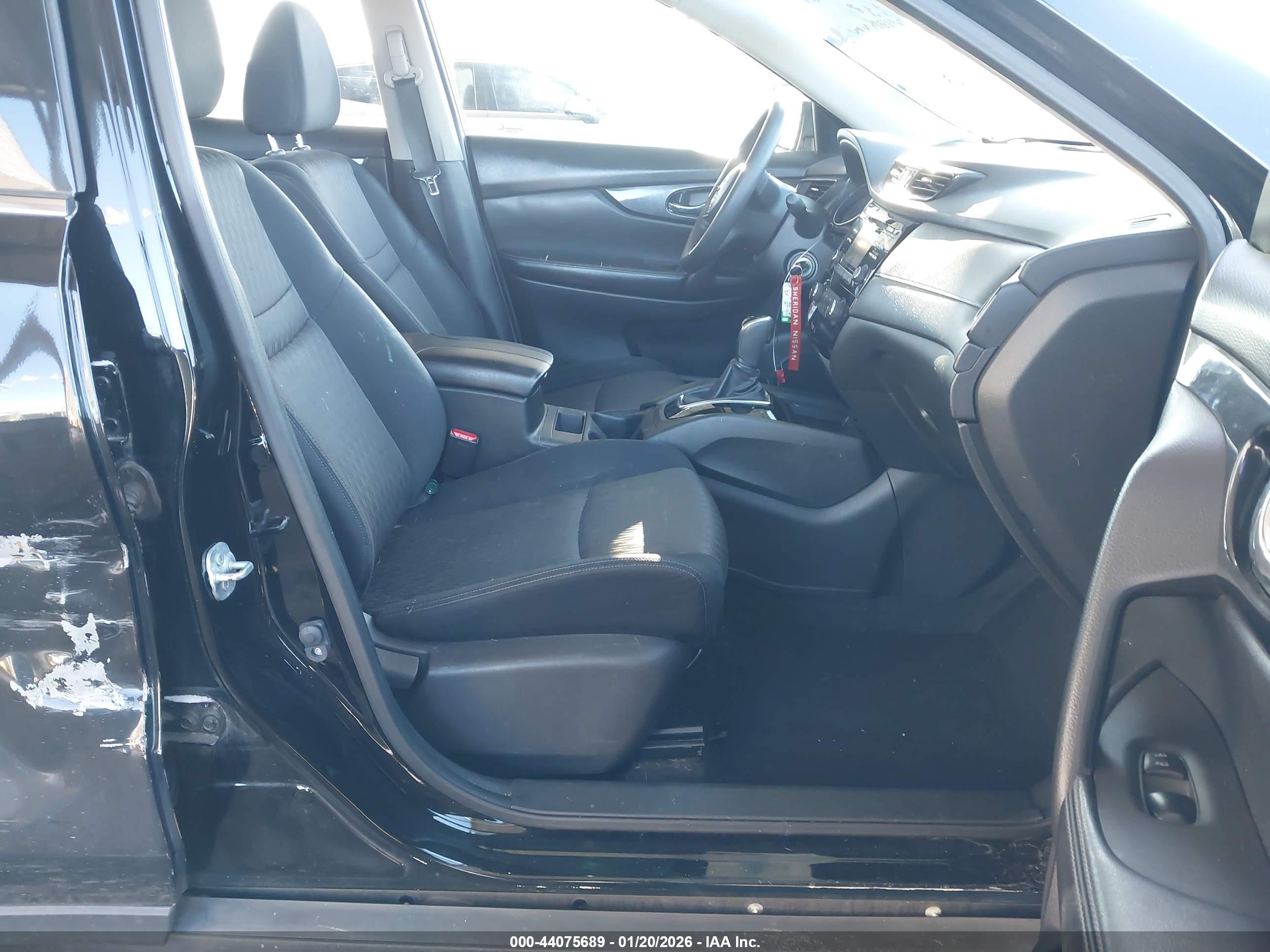 NISSAN ROGUE image 5