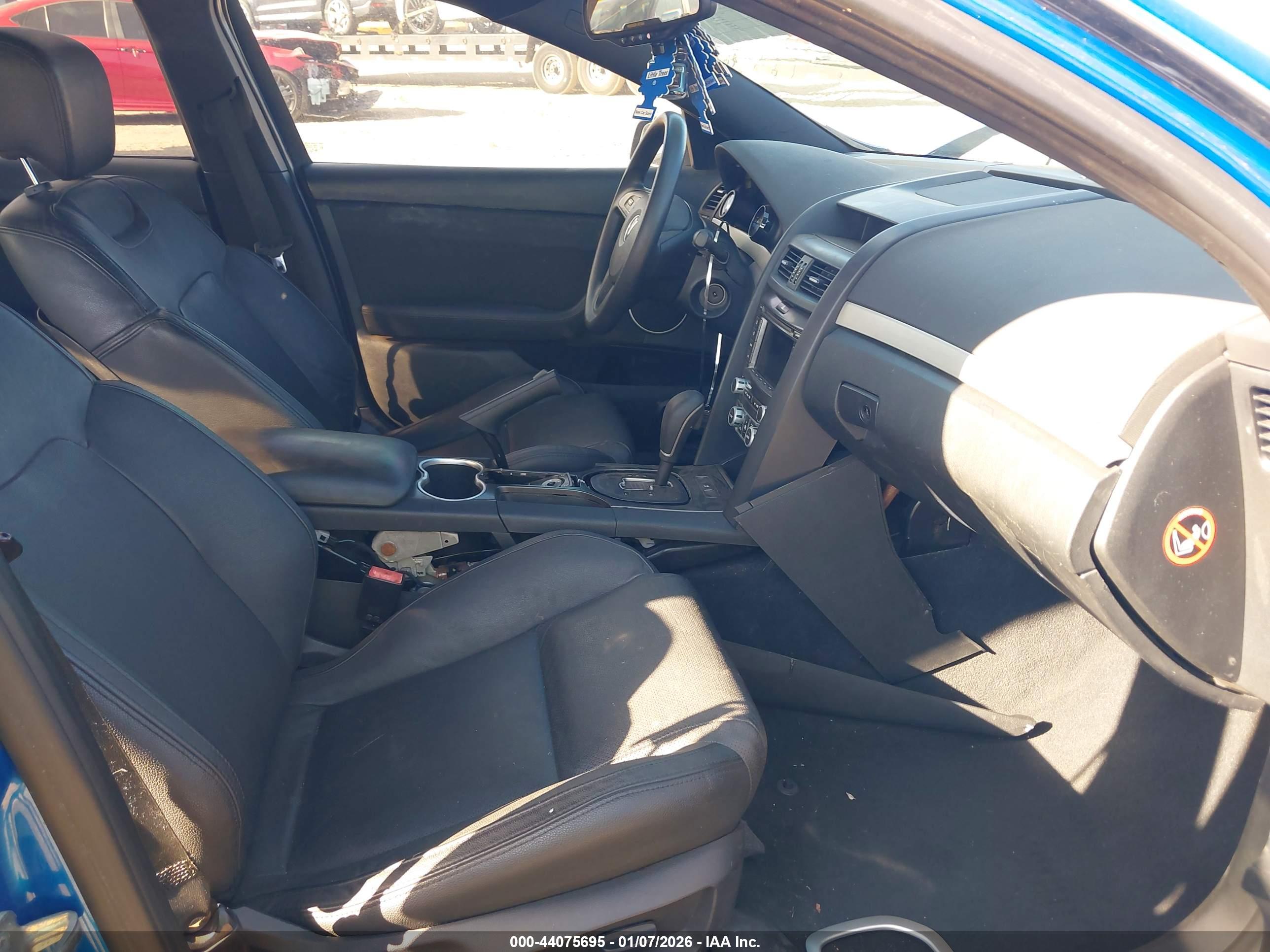 PONTIAC G8 image 5