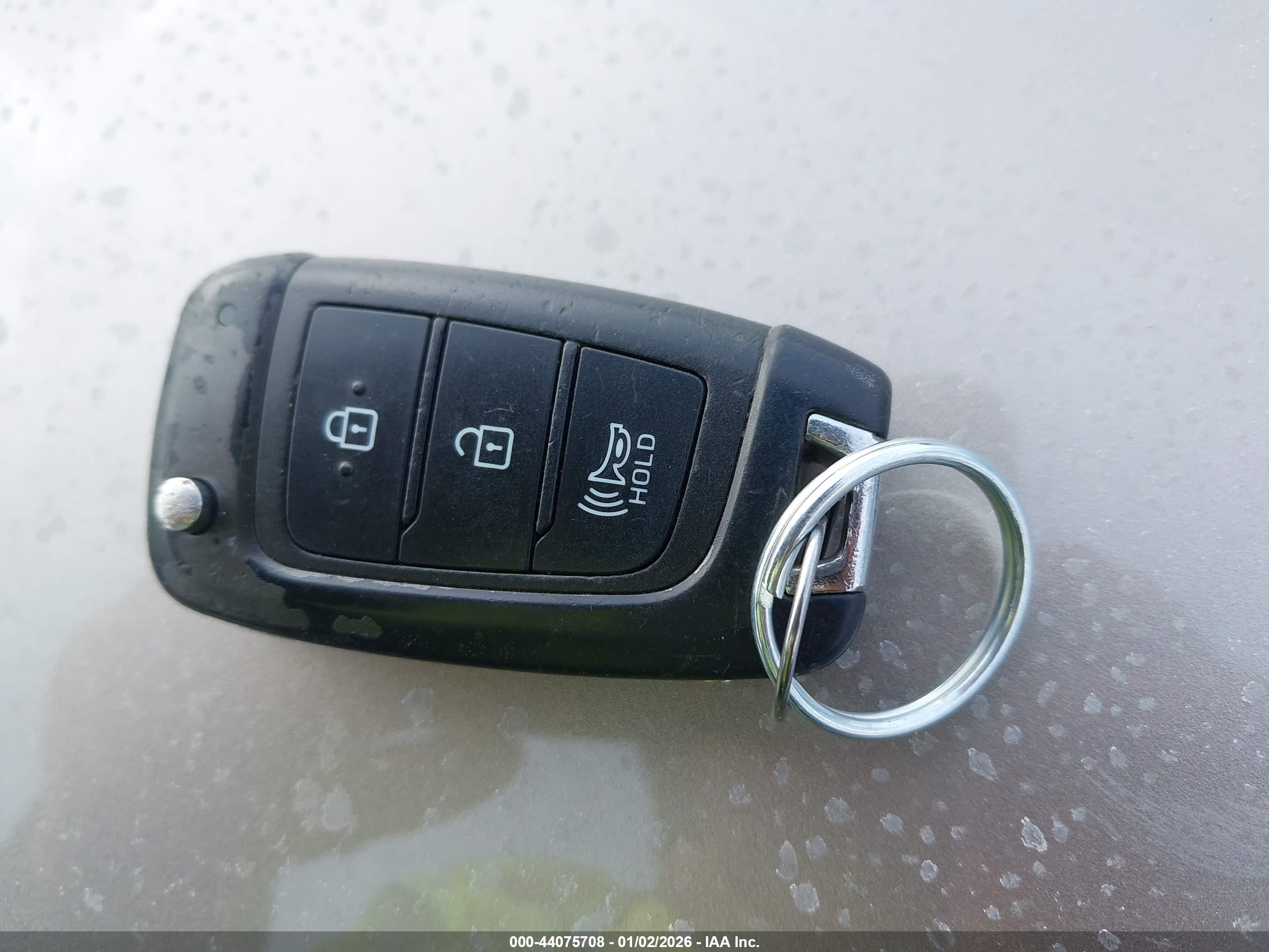 HYUNDAI VENUE image 11