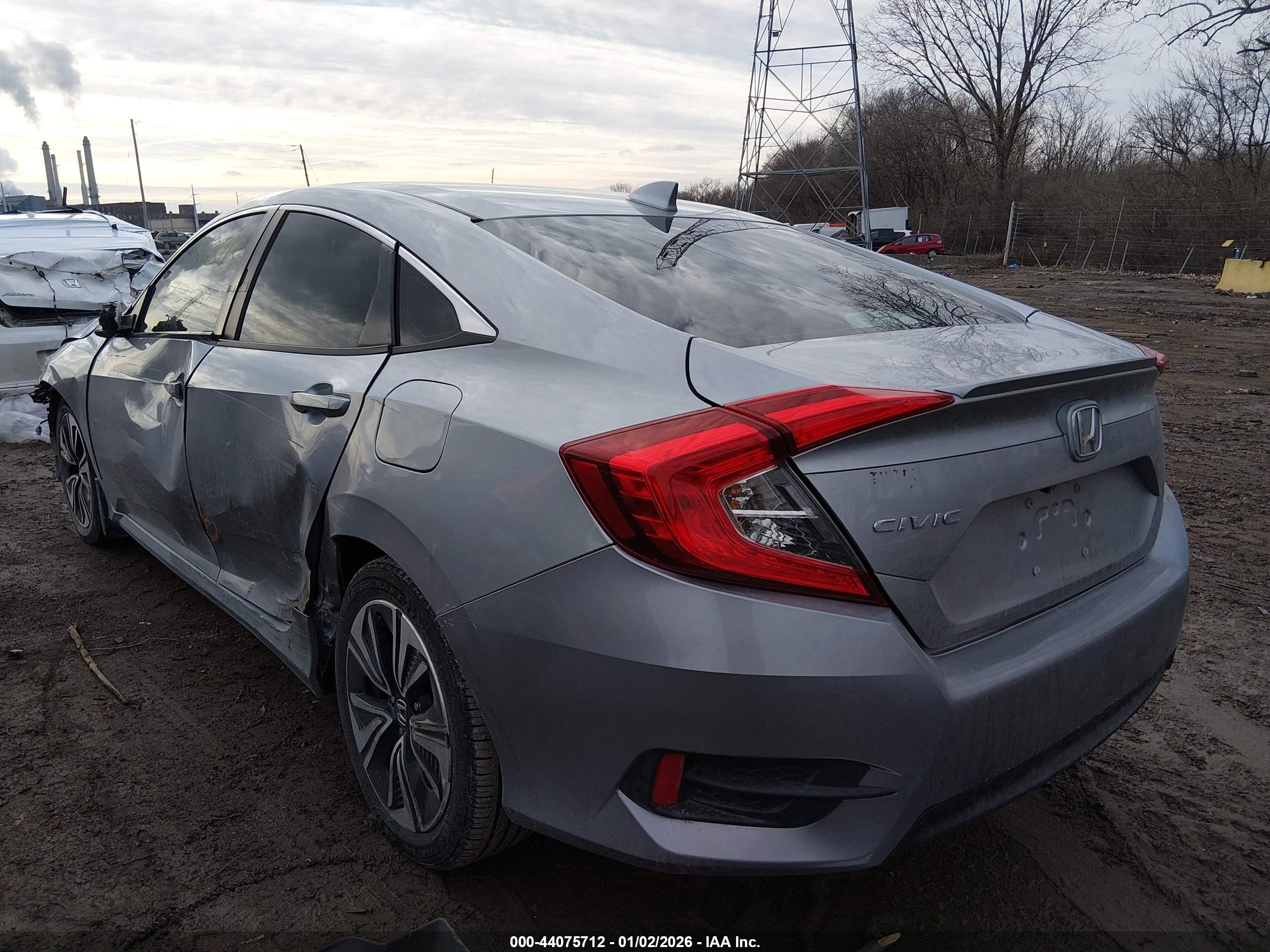 HONDA CIVIC image 3