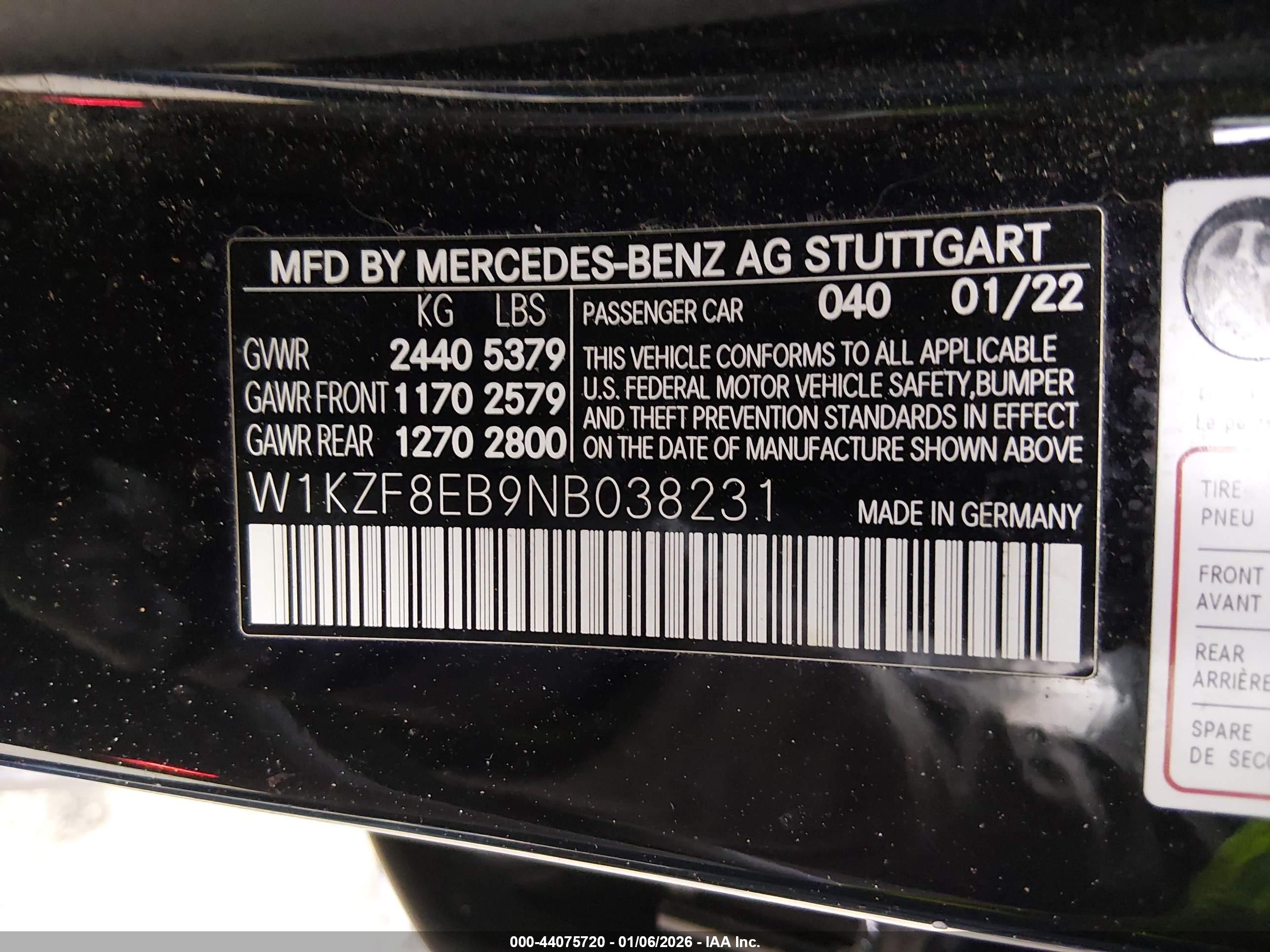 MERCEDES-BENZ E image 9