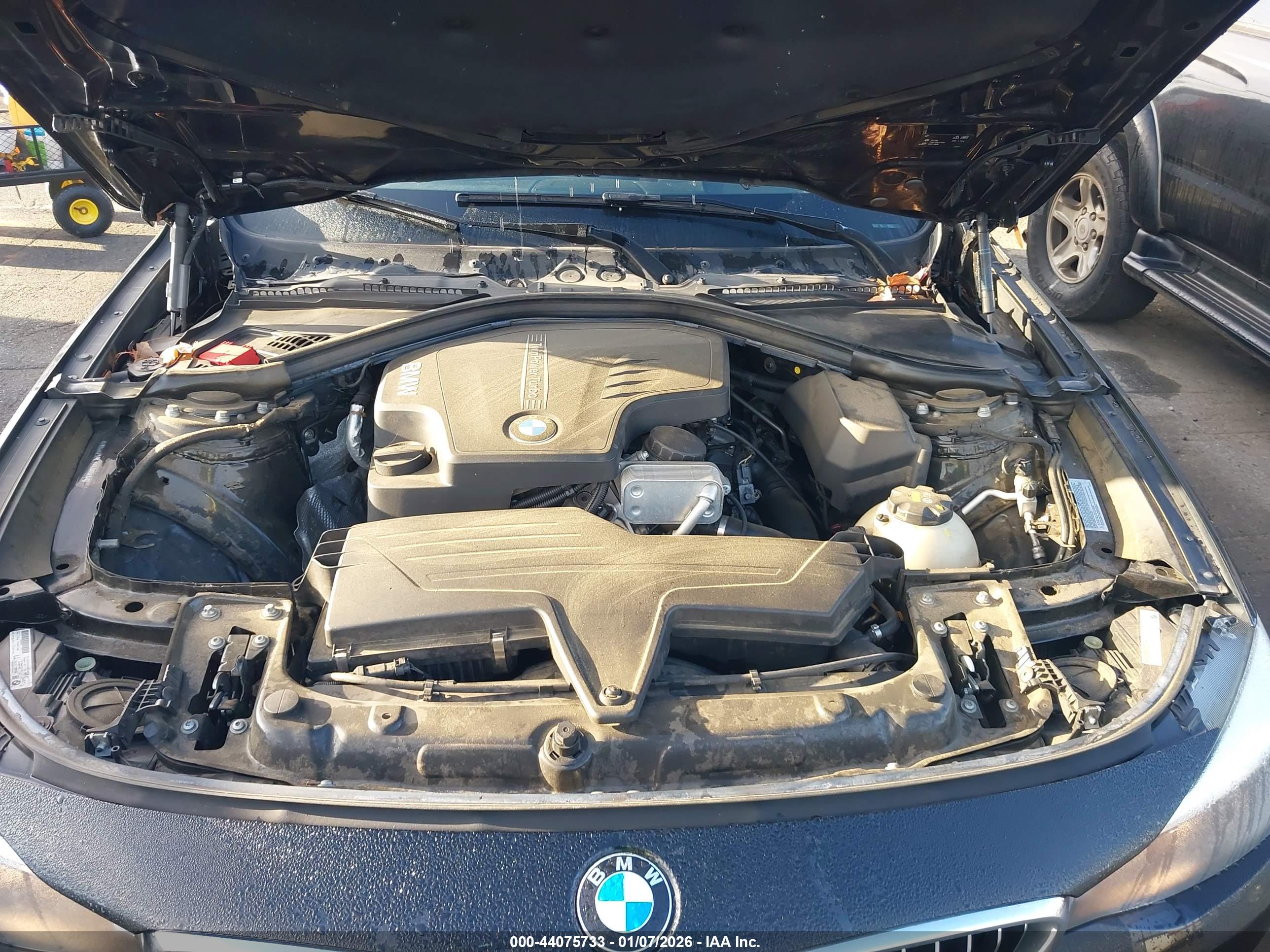 BMW 328I image 10