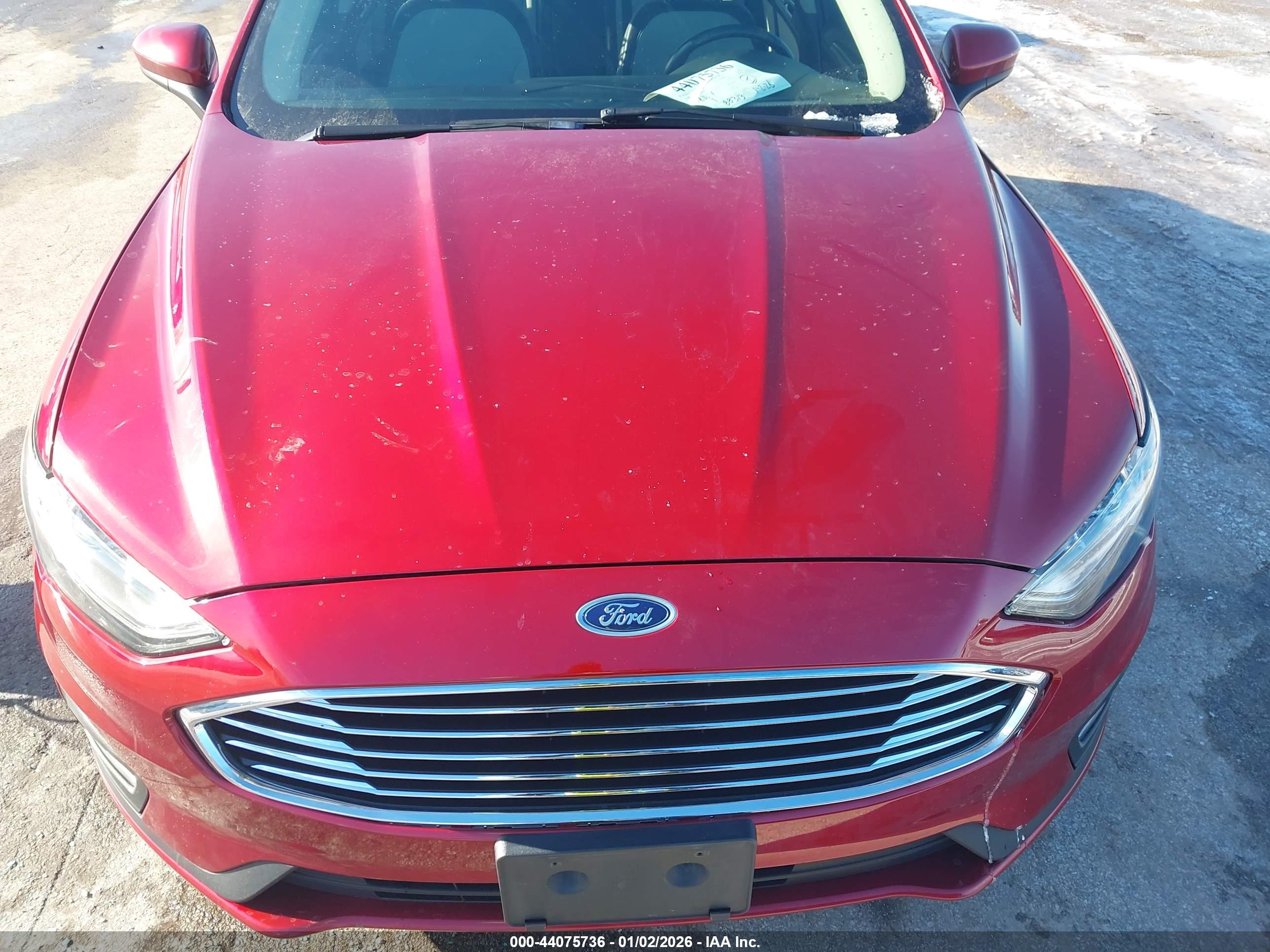 FORD FUSION image 6
