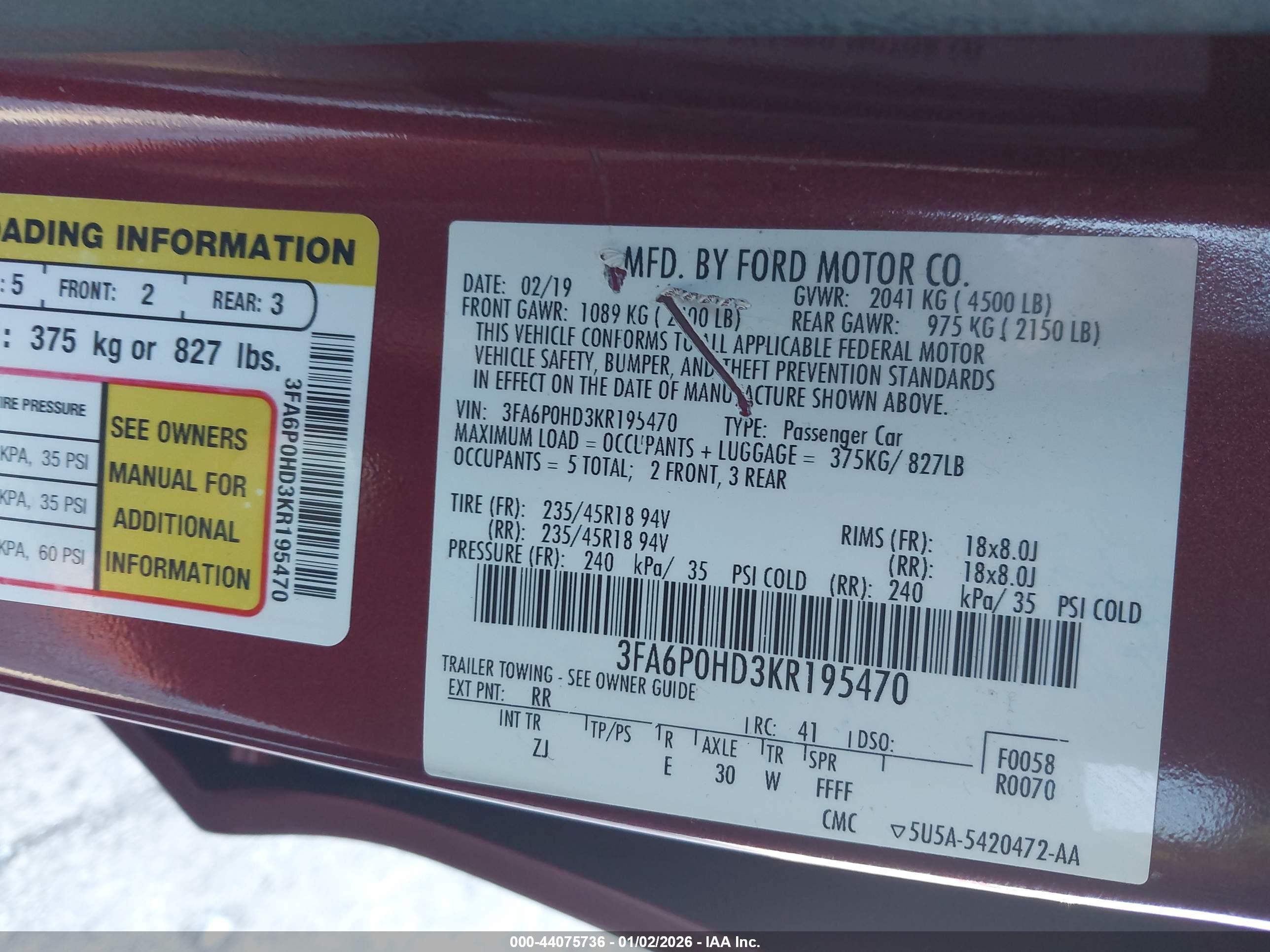 FORD FUSION image 9