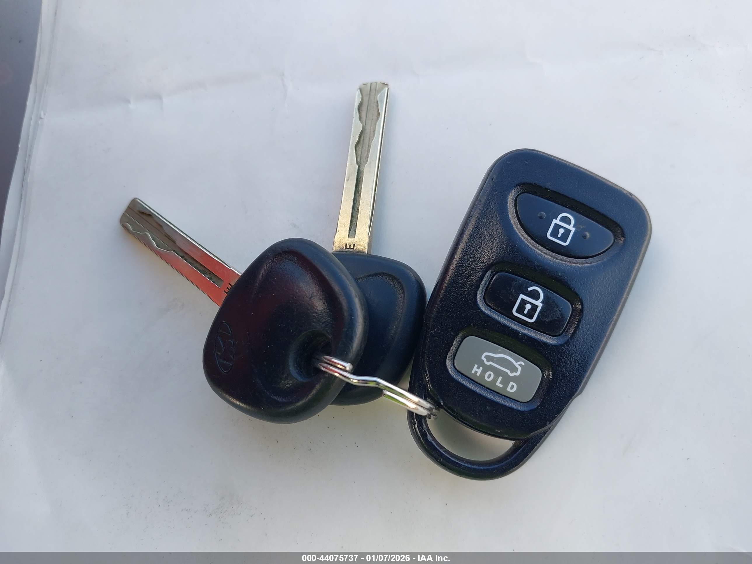HYUNDAI SONATA image 11