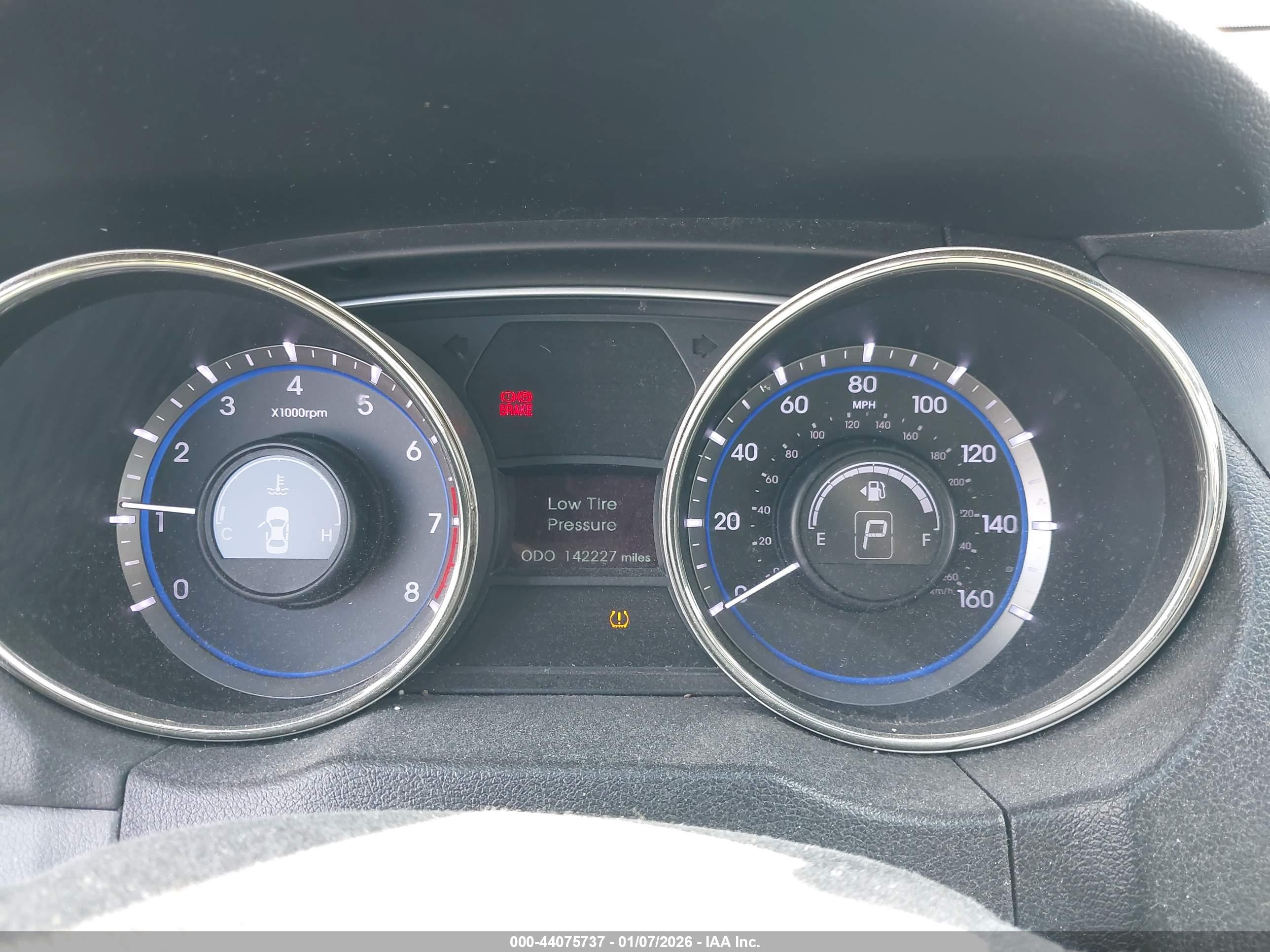 HYUNDAI SONATA image 7
