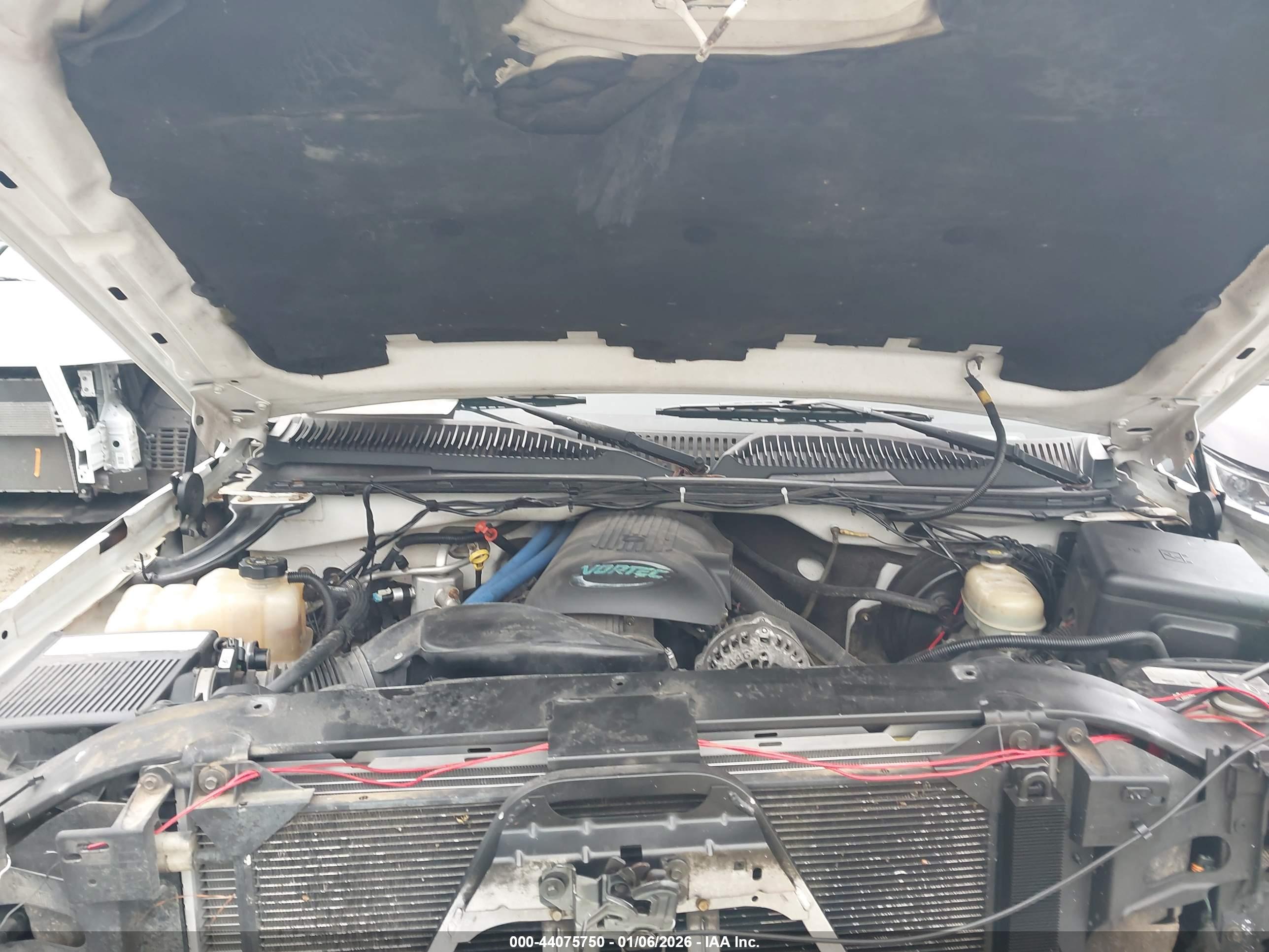 CHEVROLET SILVERADO image 10