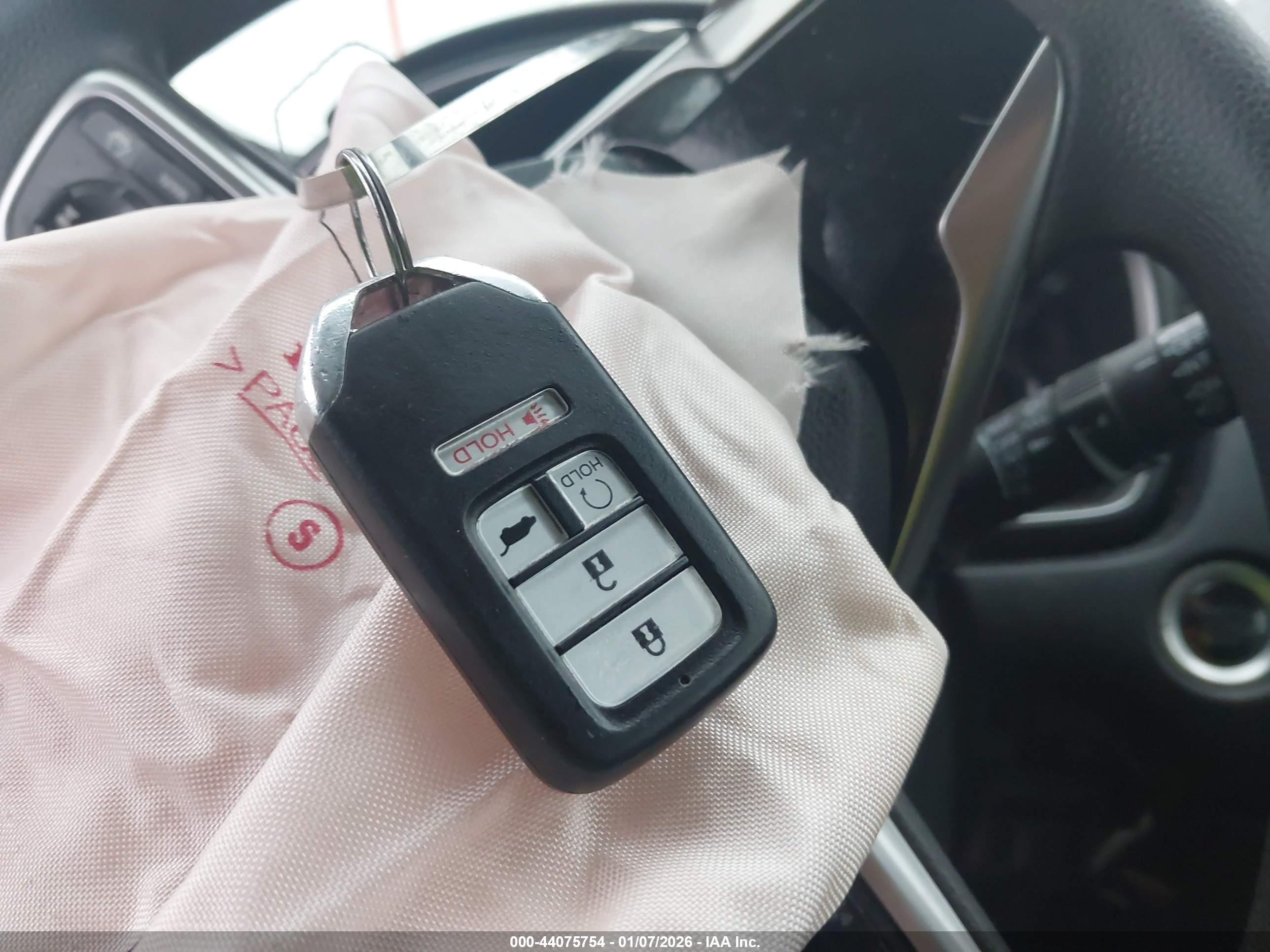 HONDA CR-V image 11