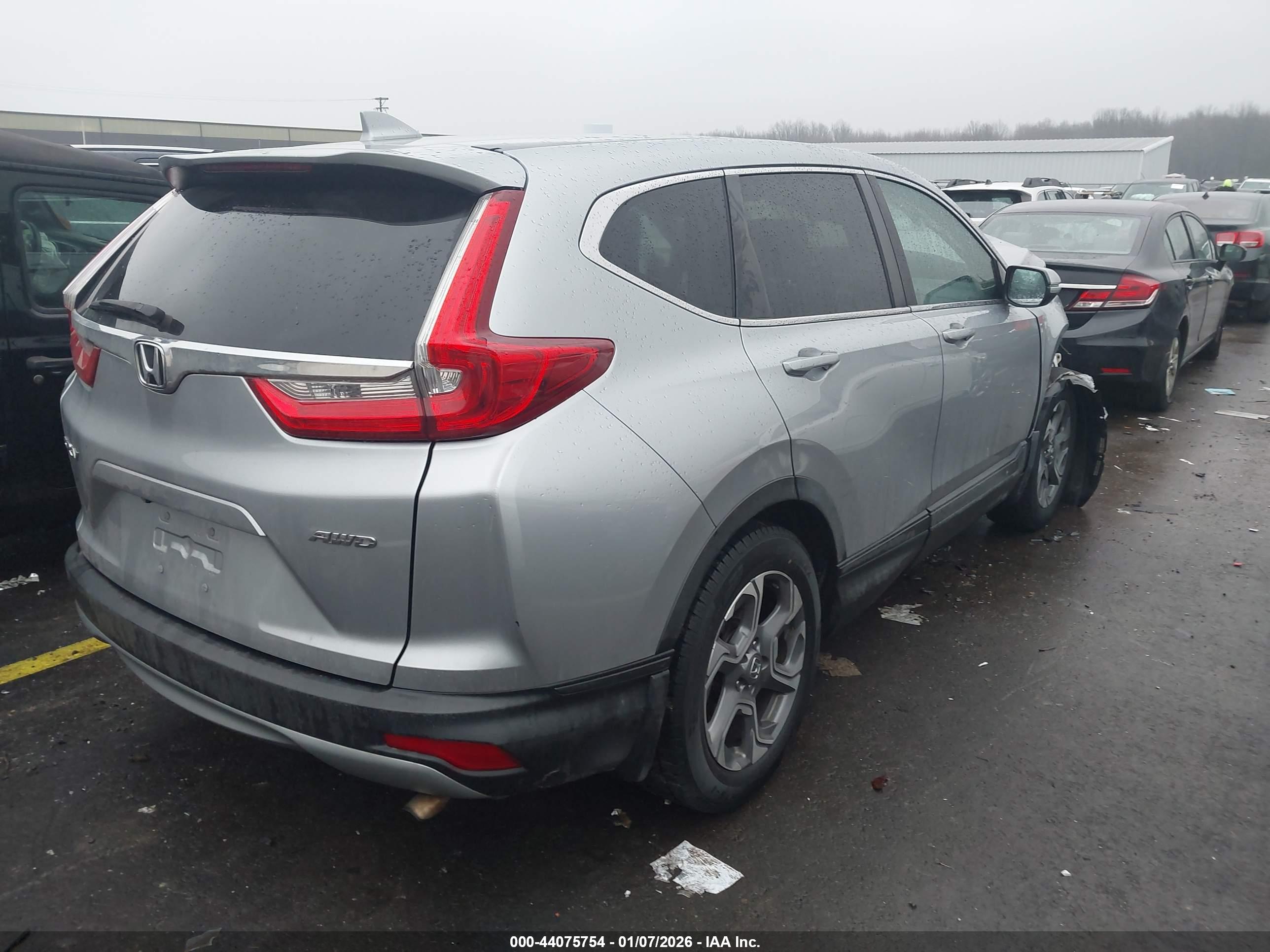HONDA CR-V image 4