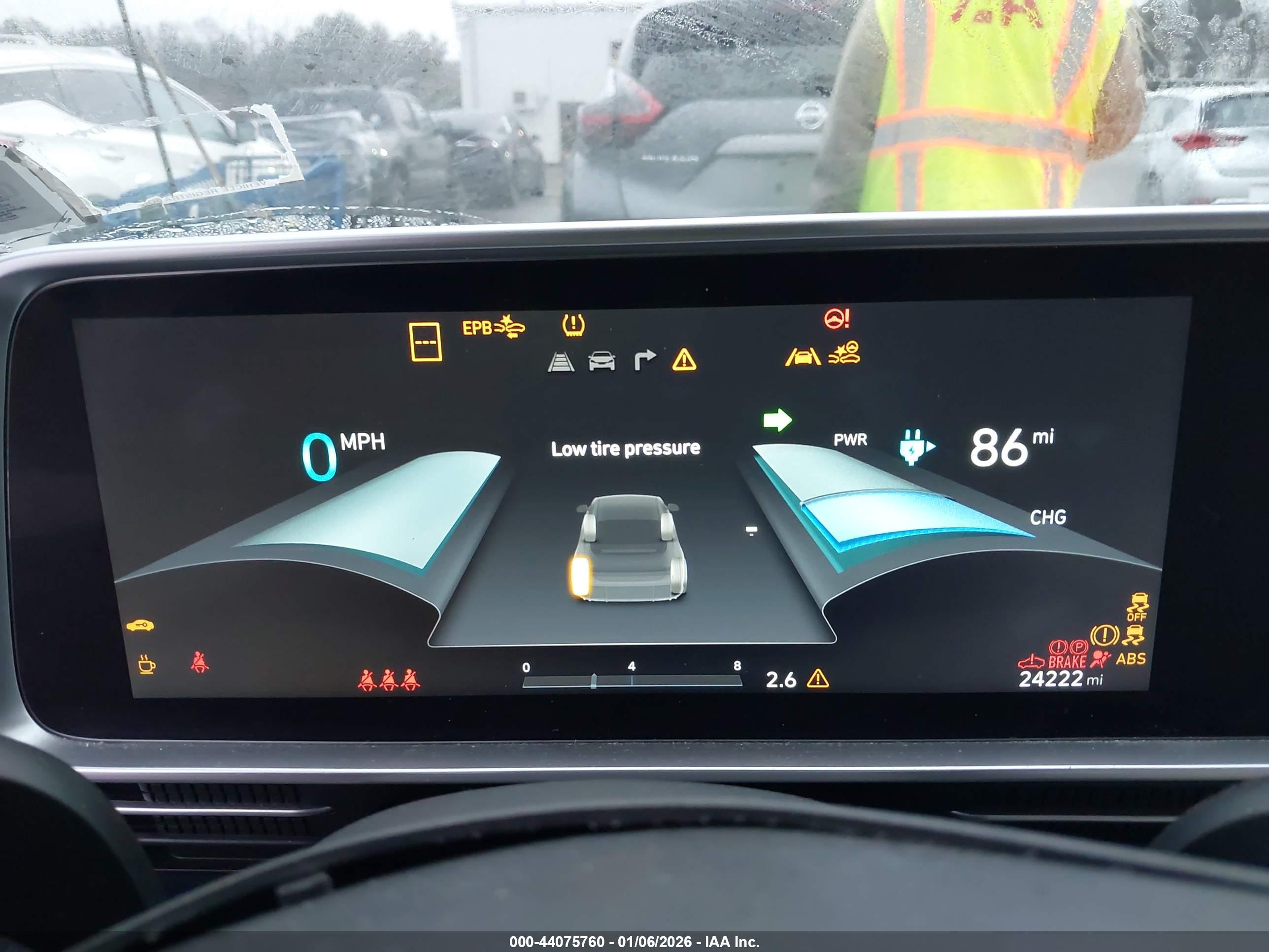 HYUNDAI IONIQ image 7