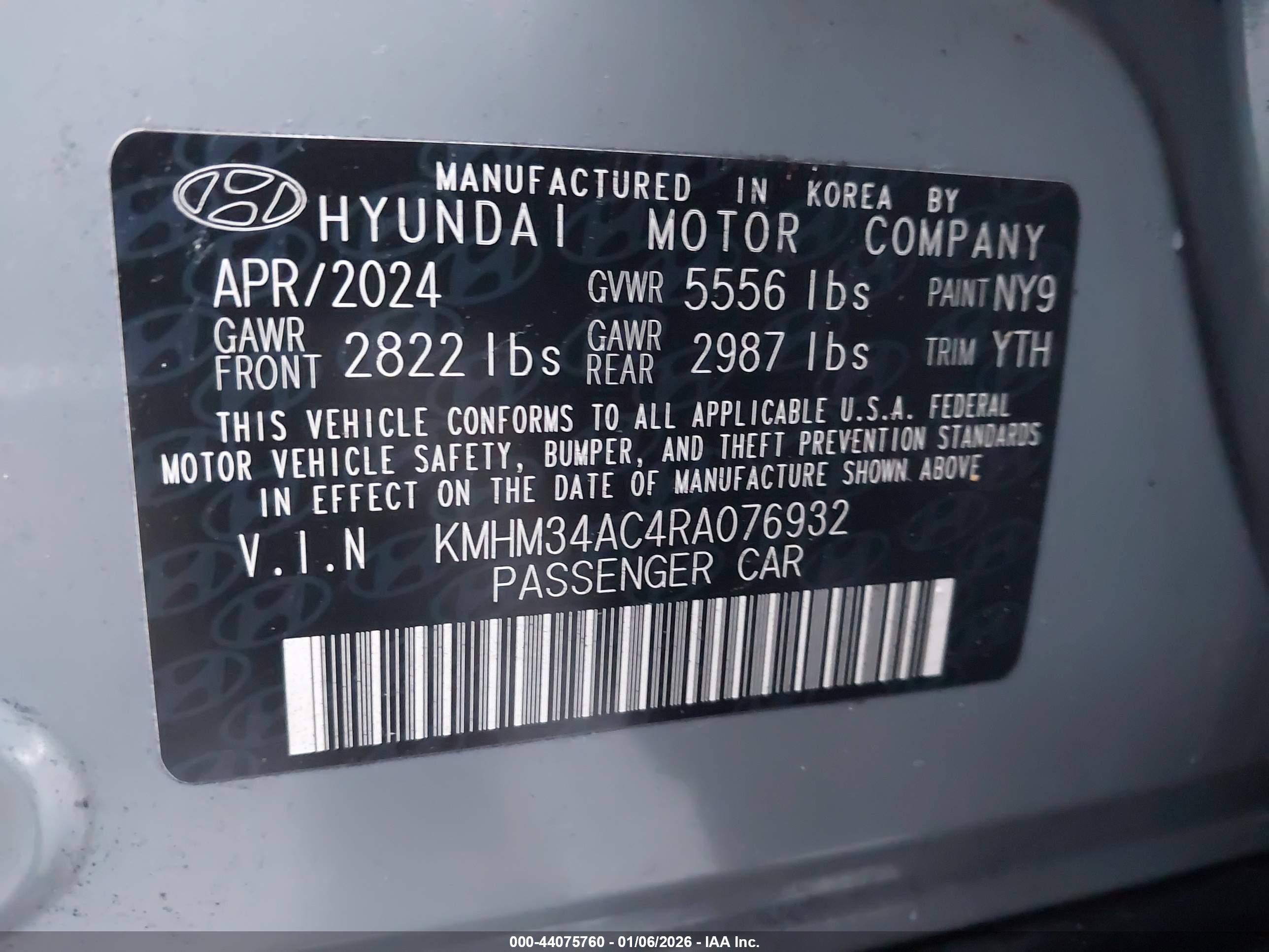 HYUNDAI IONIQ image 9