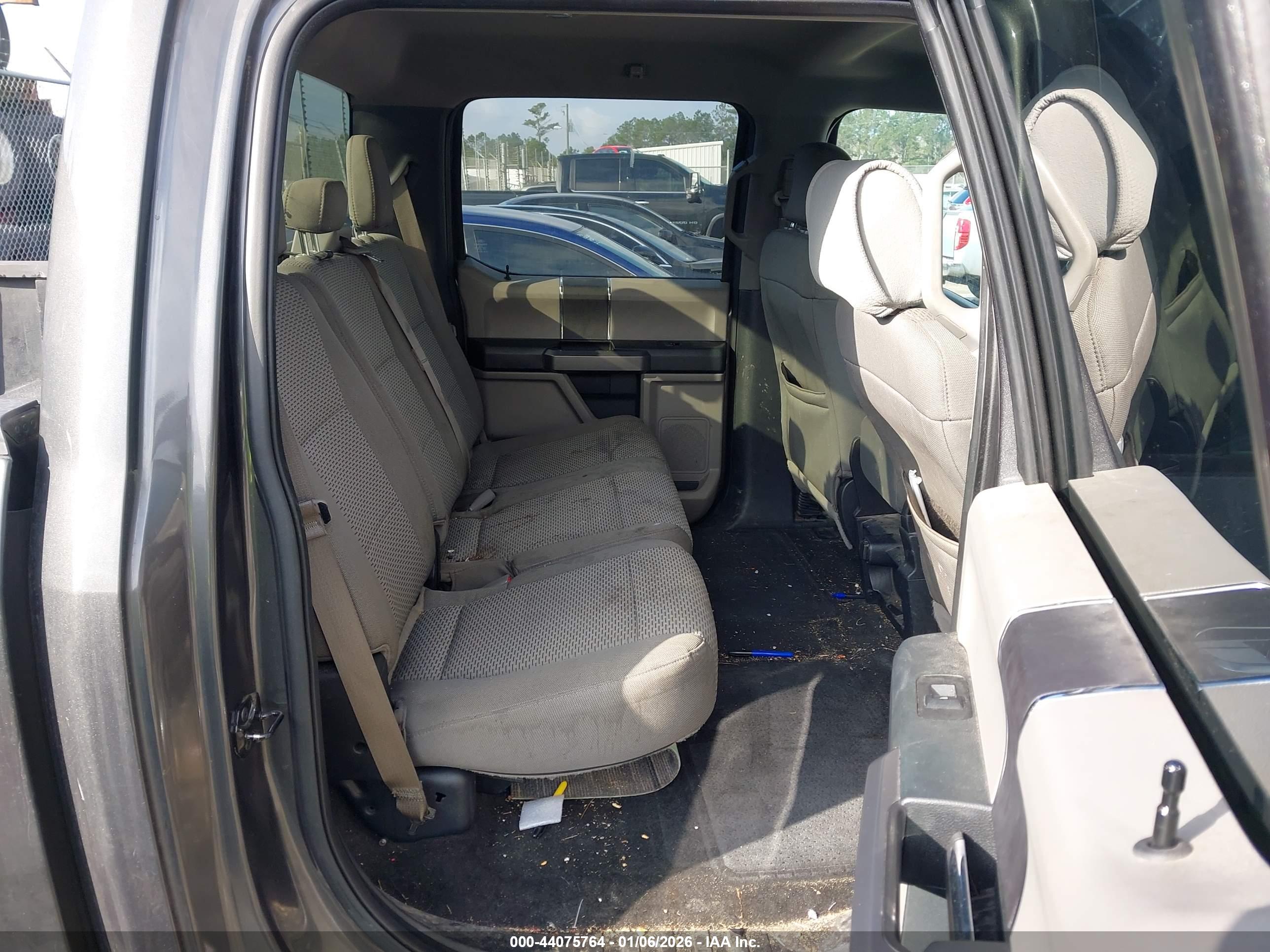 FORD F-150 image 8
