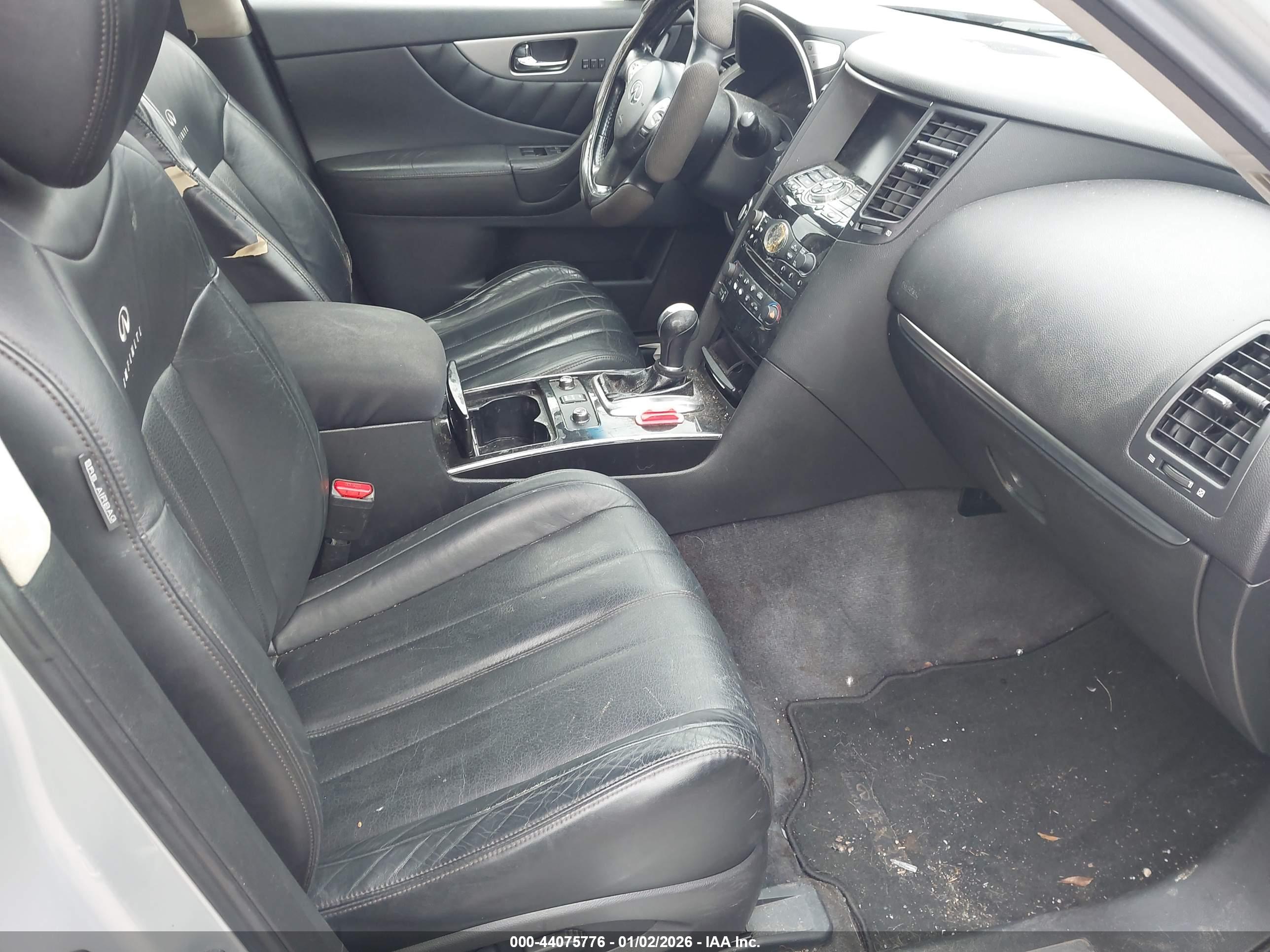 INFINITI FX35 image 5