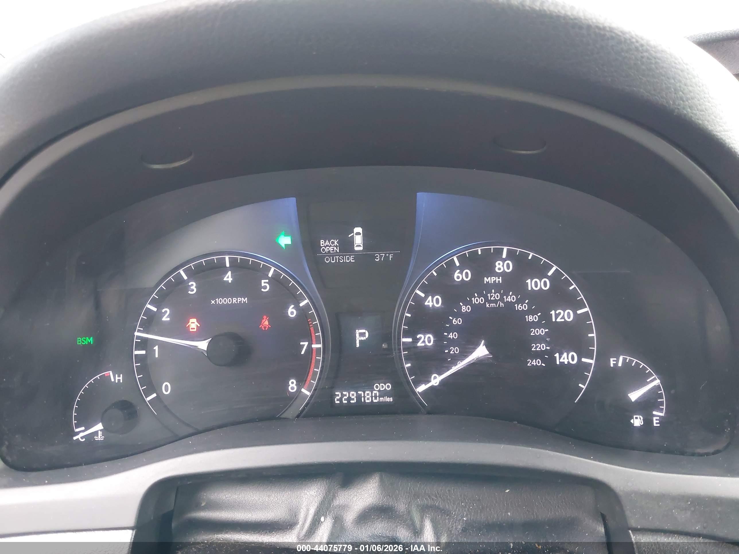 LEXUS RX image 7