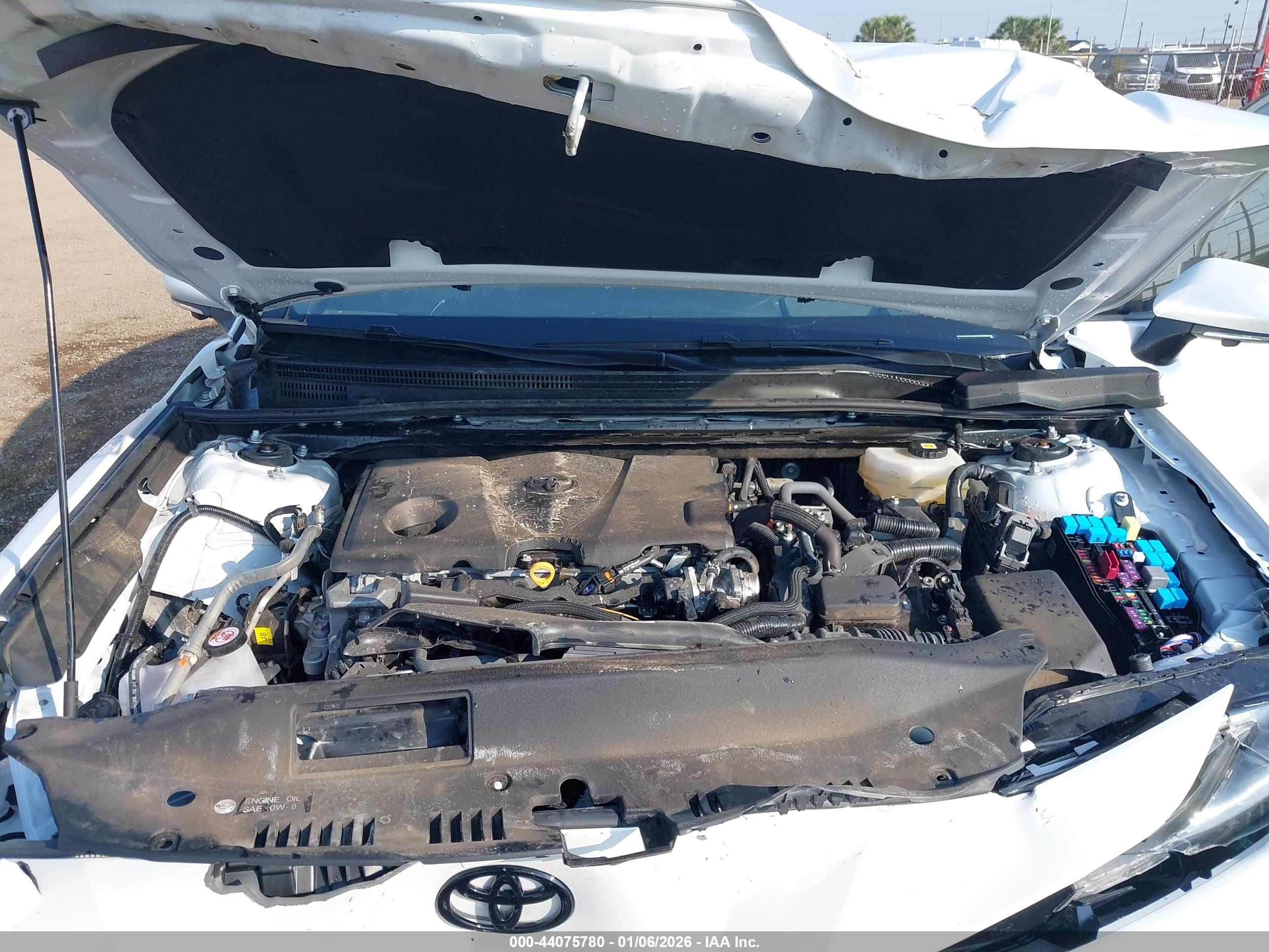 TOYOTA CAMRY image 10