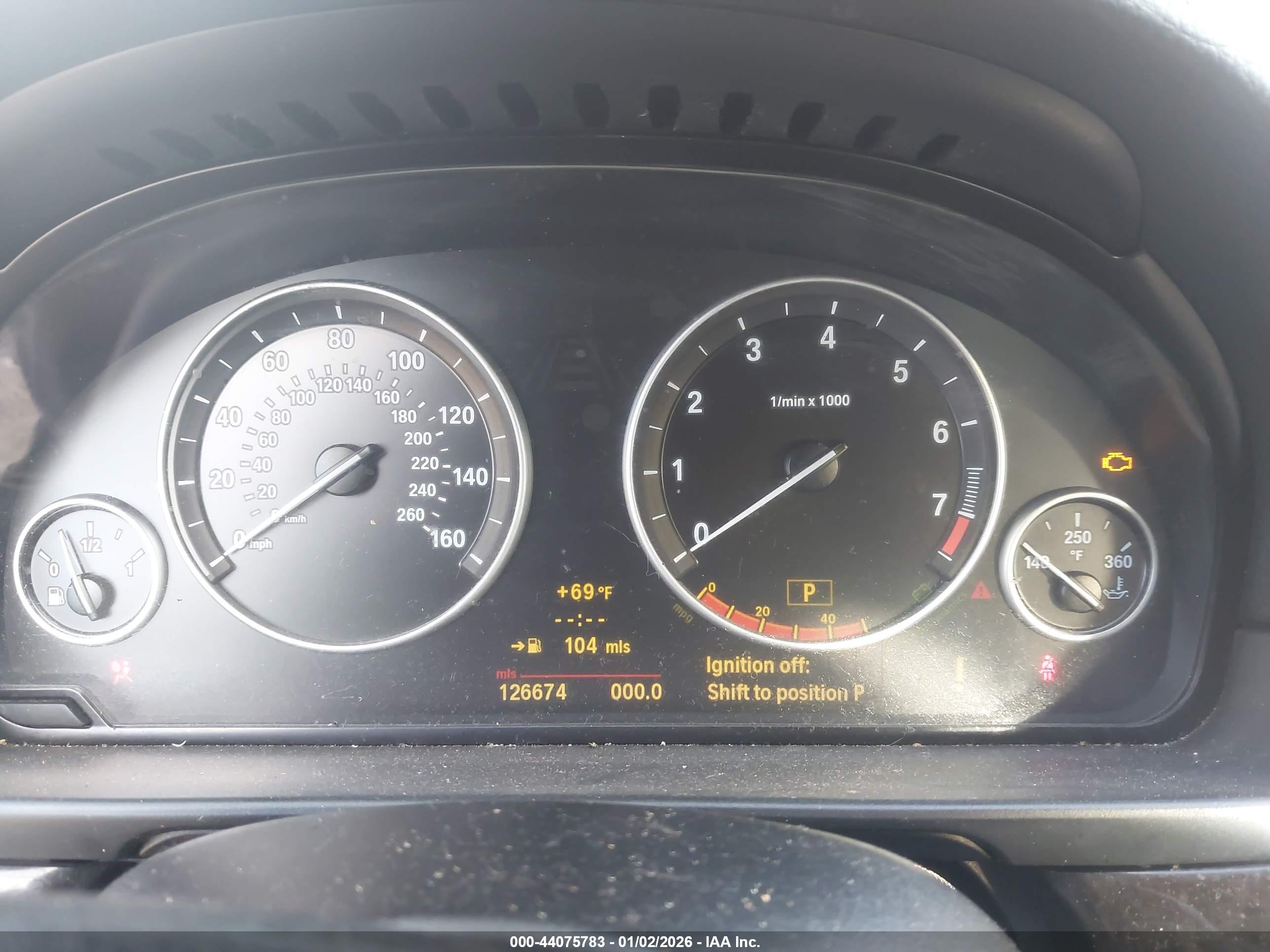 BMW 528I image 7