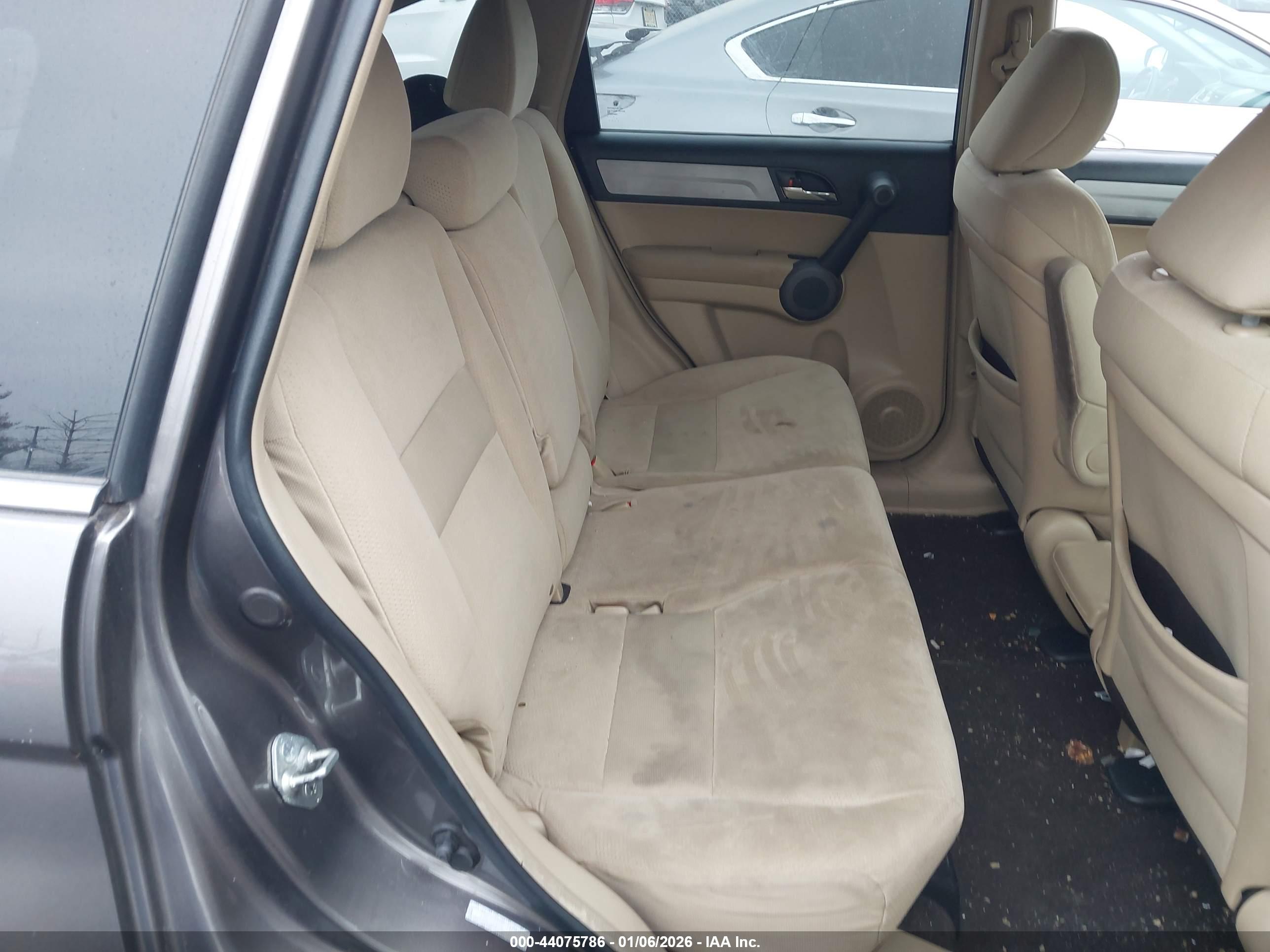 HONDA CR-V image 8