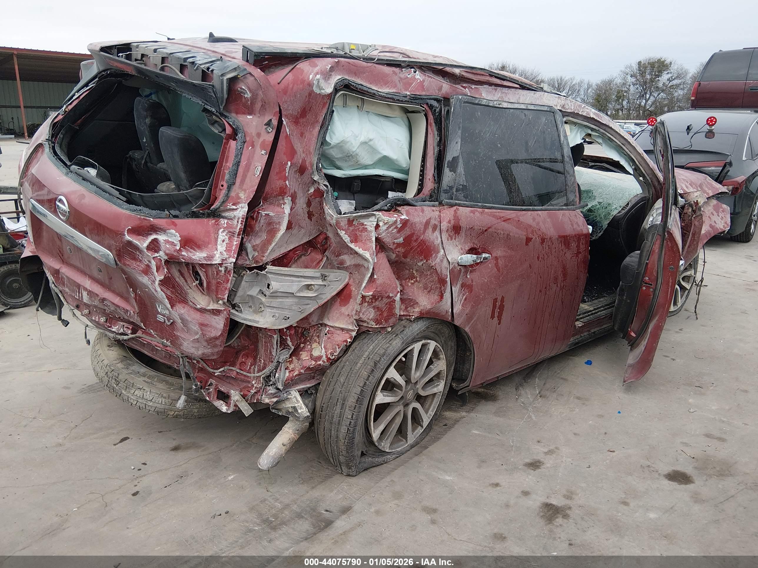NISSAN PATHFINDER image 4