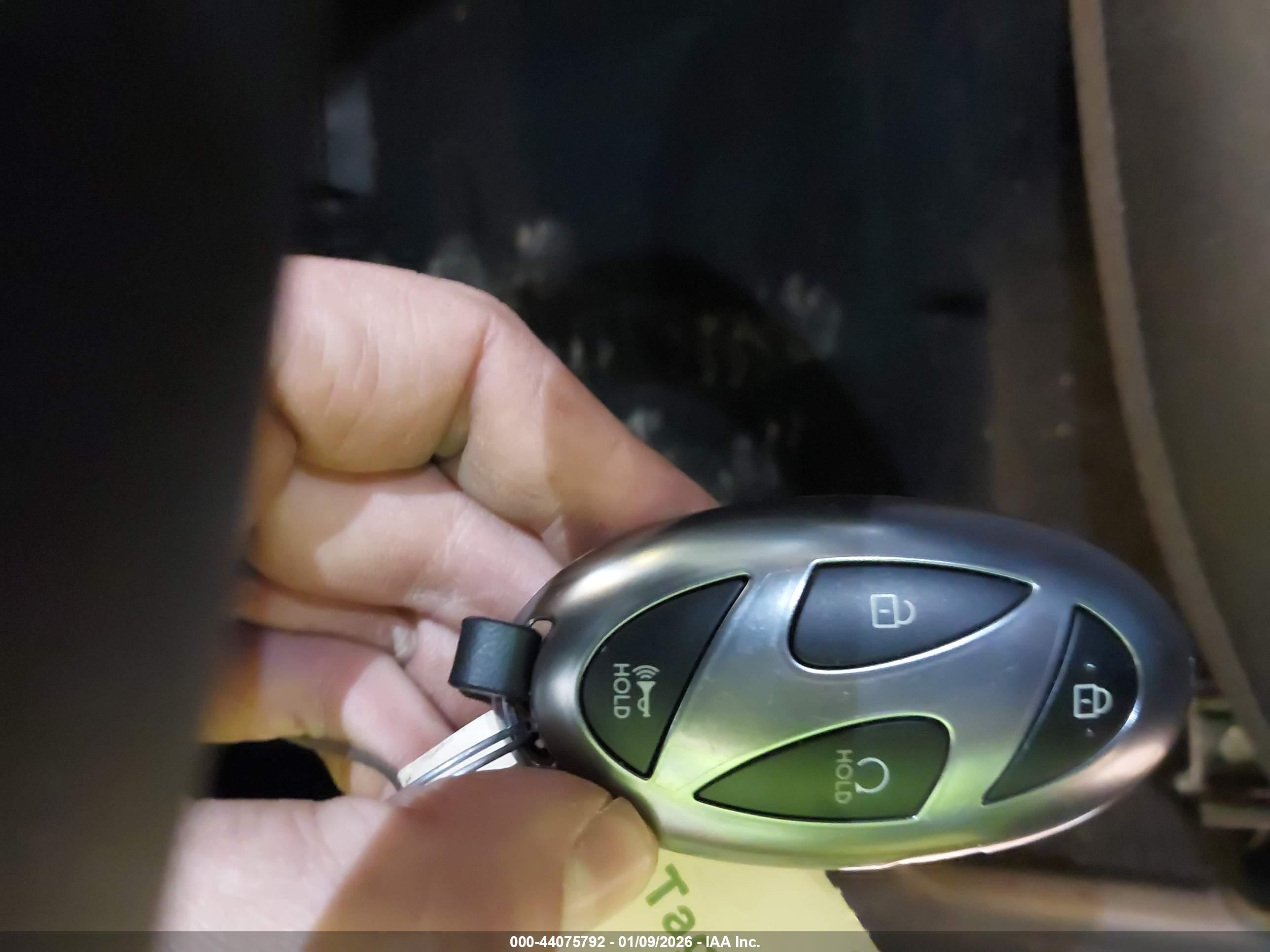 HYUNDAI TUCSON image 11