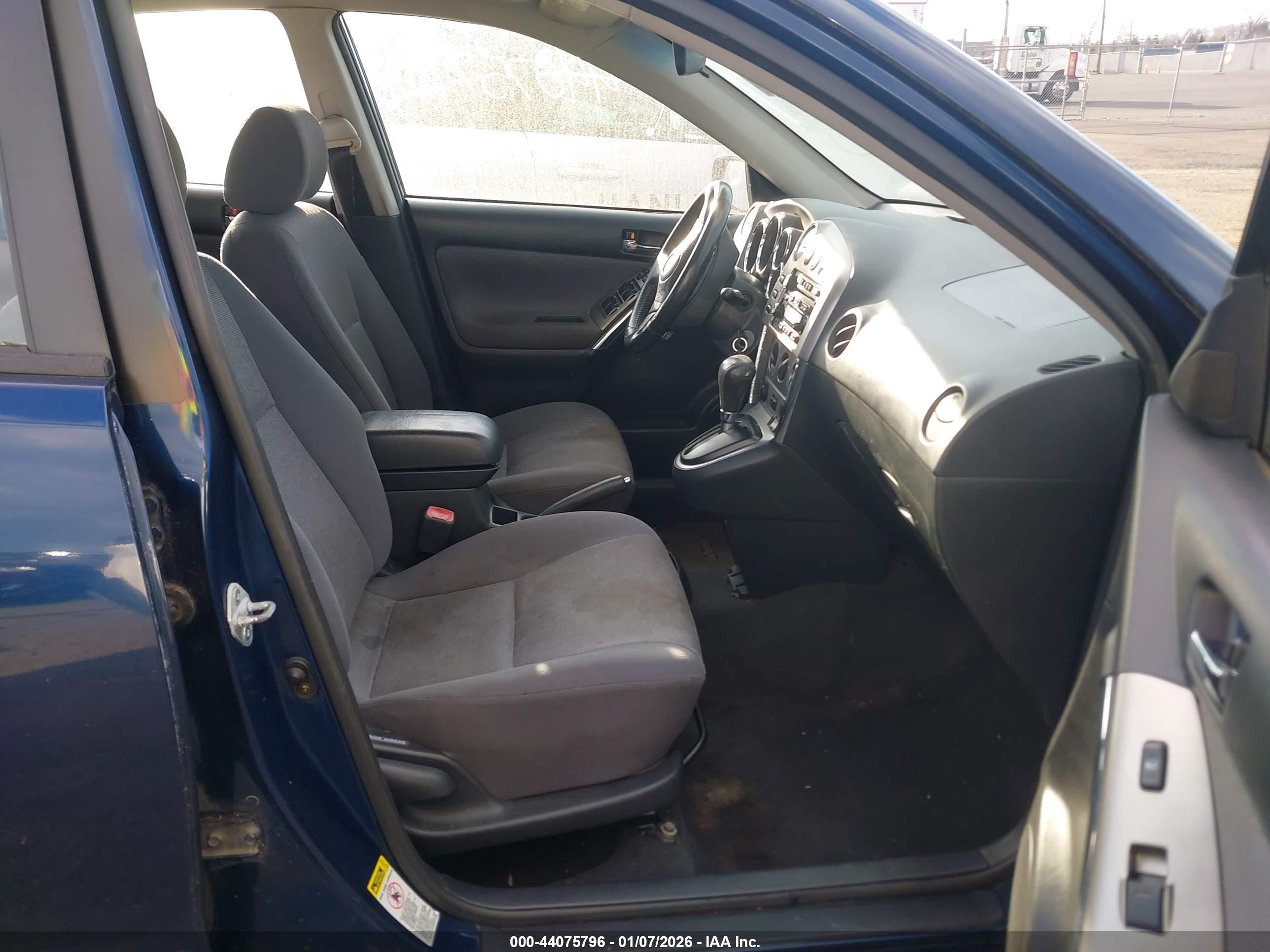 TOYOTA MATRIX image 5