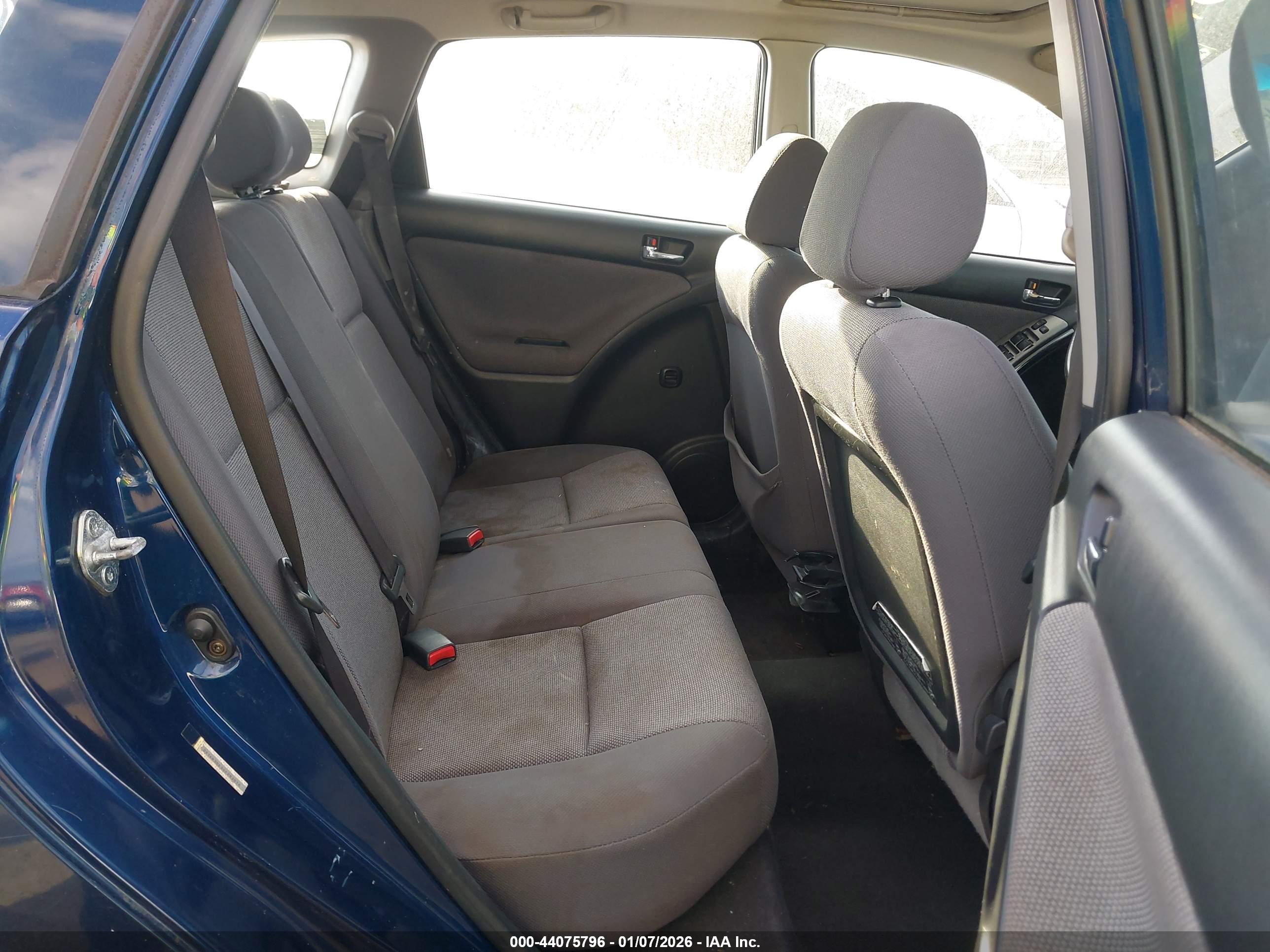 TOYOTA MATRIX image 8